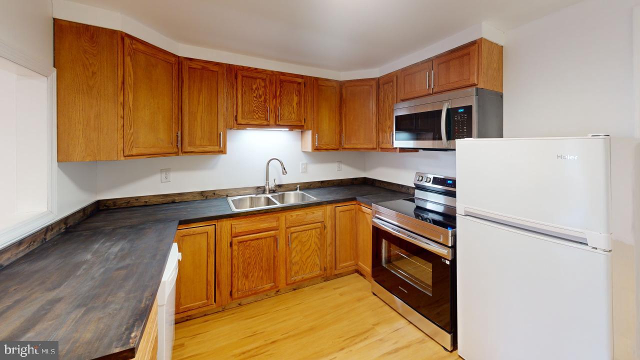 CRYSTAL VALLEY ESTATES - Residential