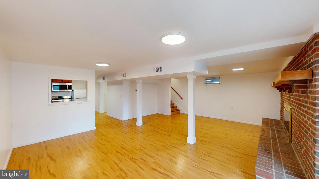 CRYSTAL VALLEY ESTATES - Residential