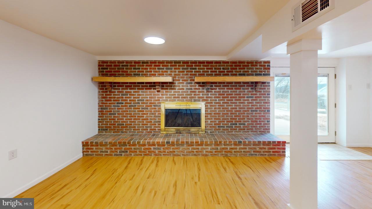 CRYSTAL VALLEY ESTATES - Residential