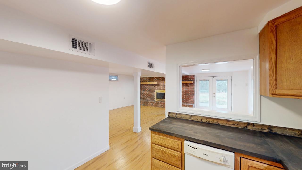 CRYSTAL VALLEY ESTATES - Residential