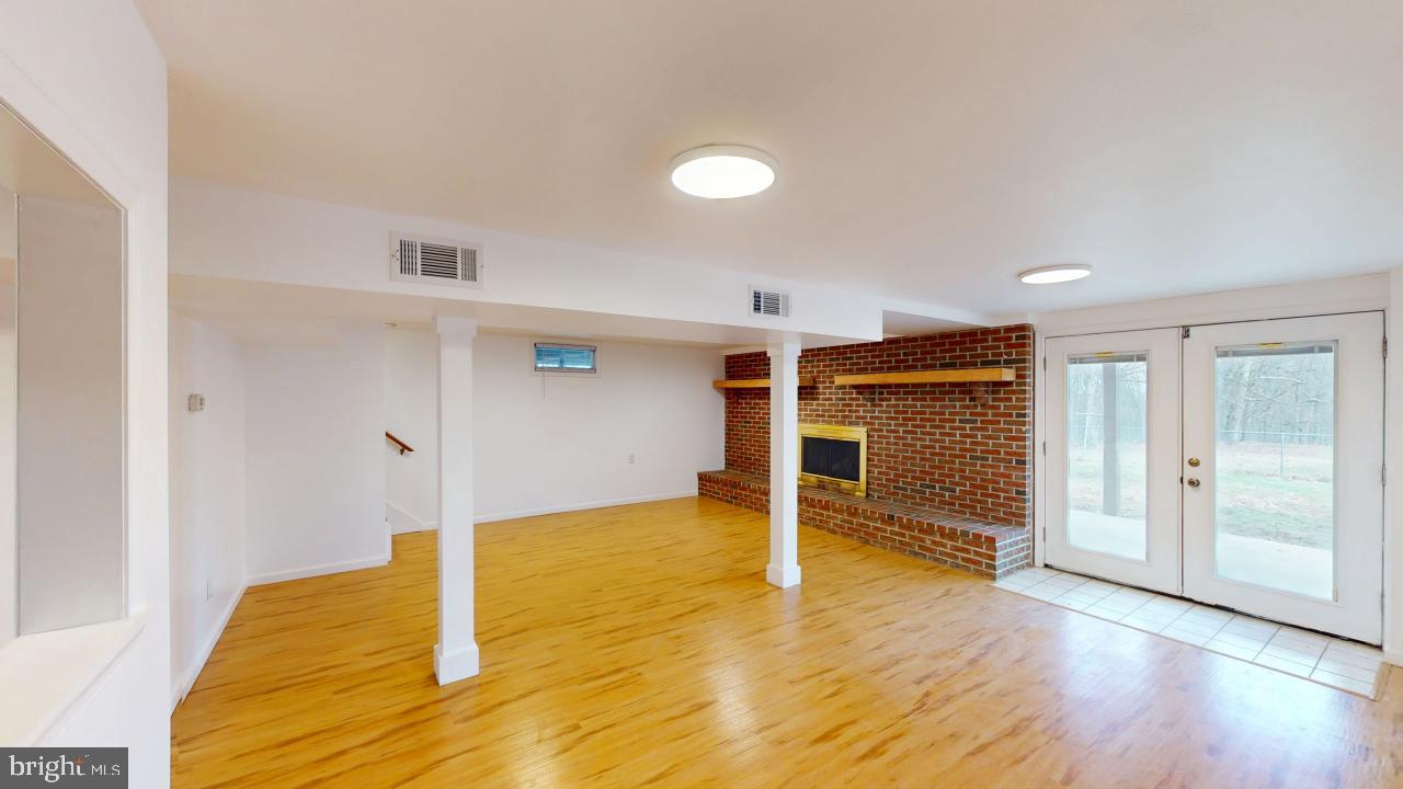 CRYSTAL VALLEY ESTATES - Residential