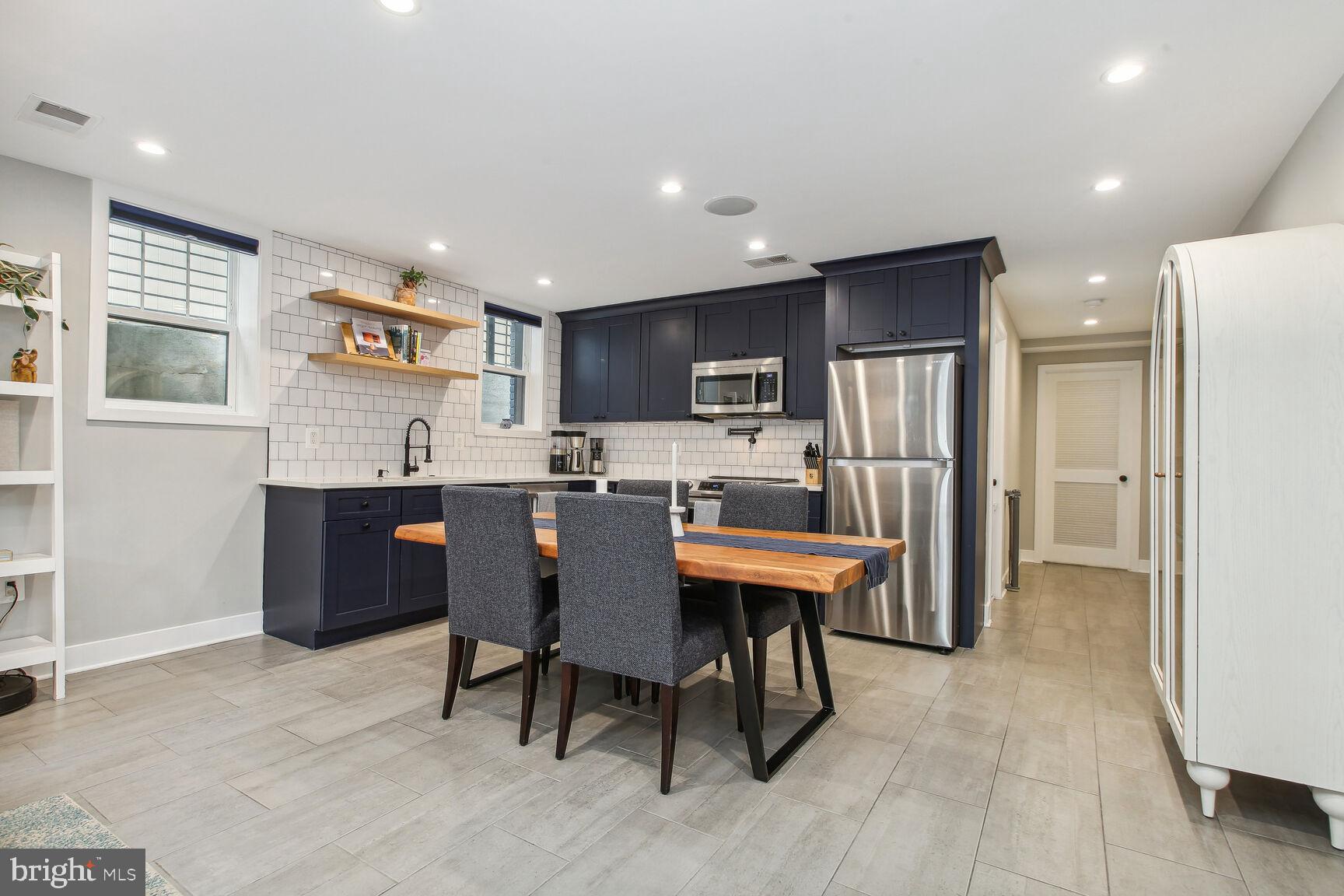 216 T STREET NE 1
