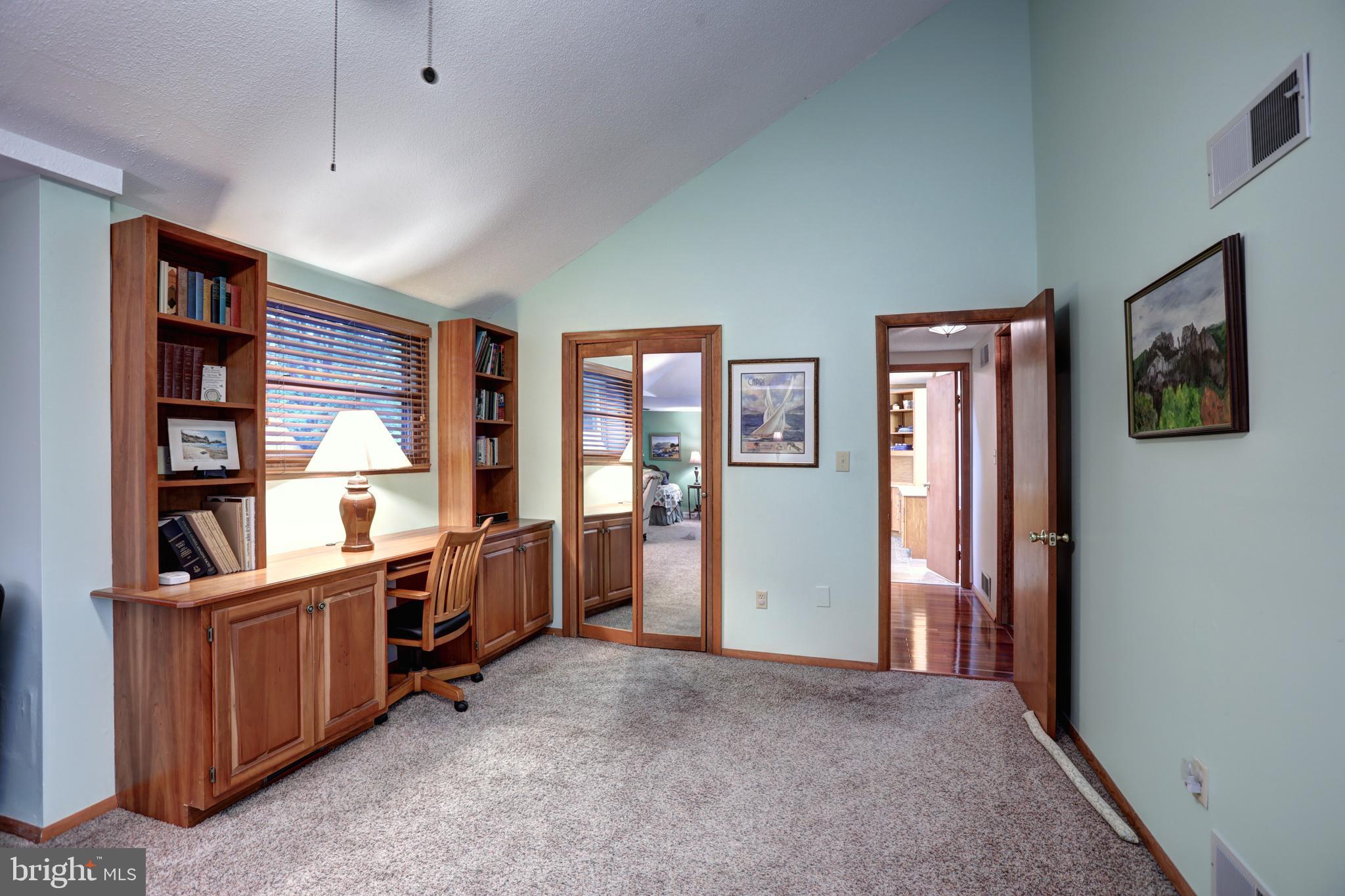 THE WOODS - Residential