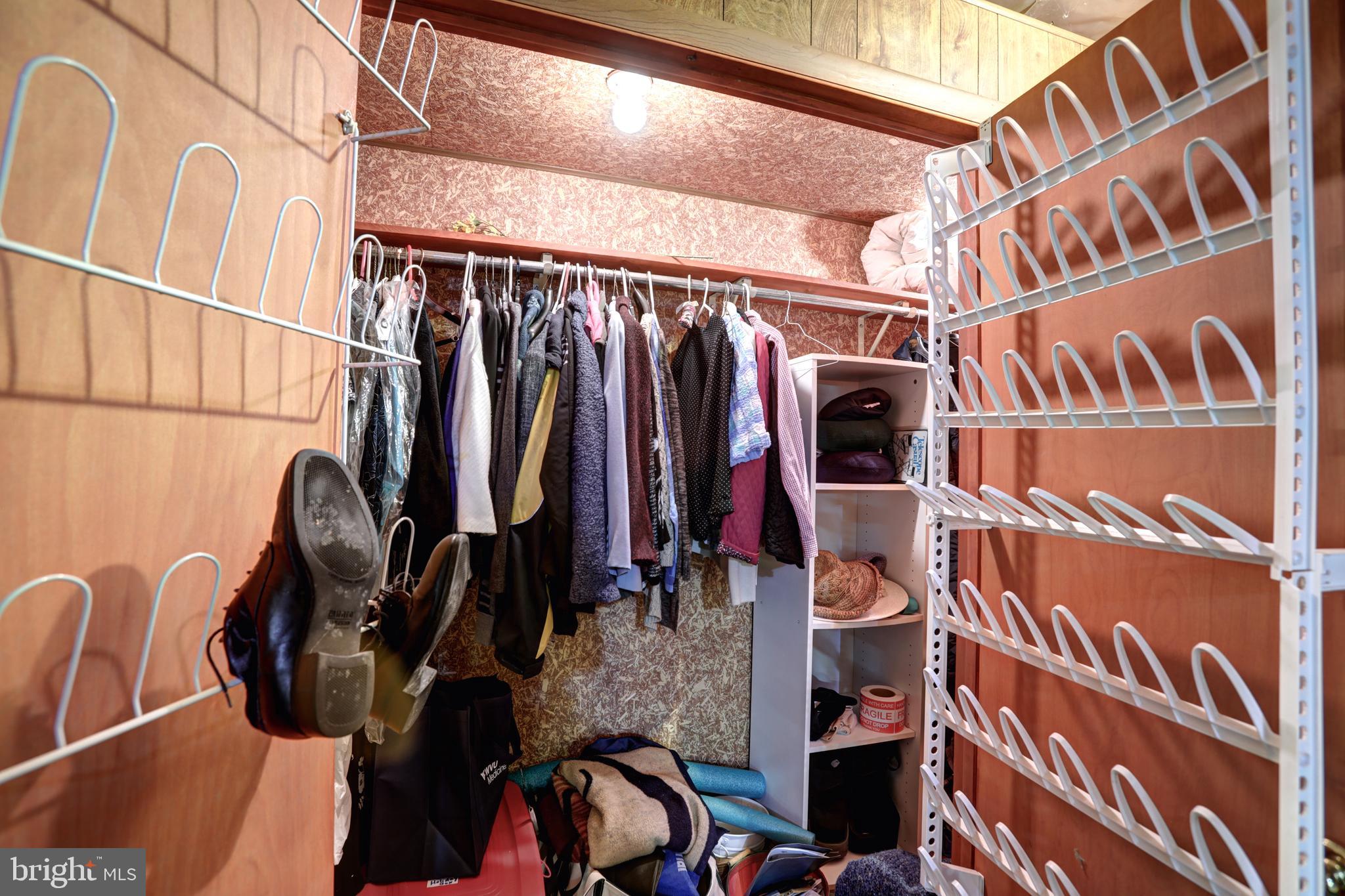 THE WOODS - Residential