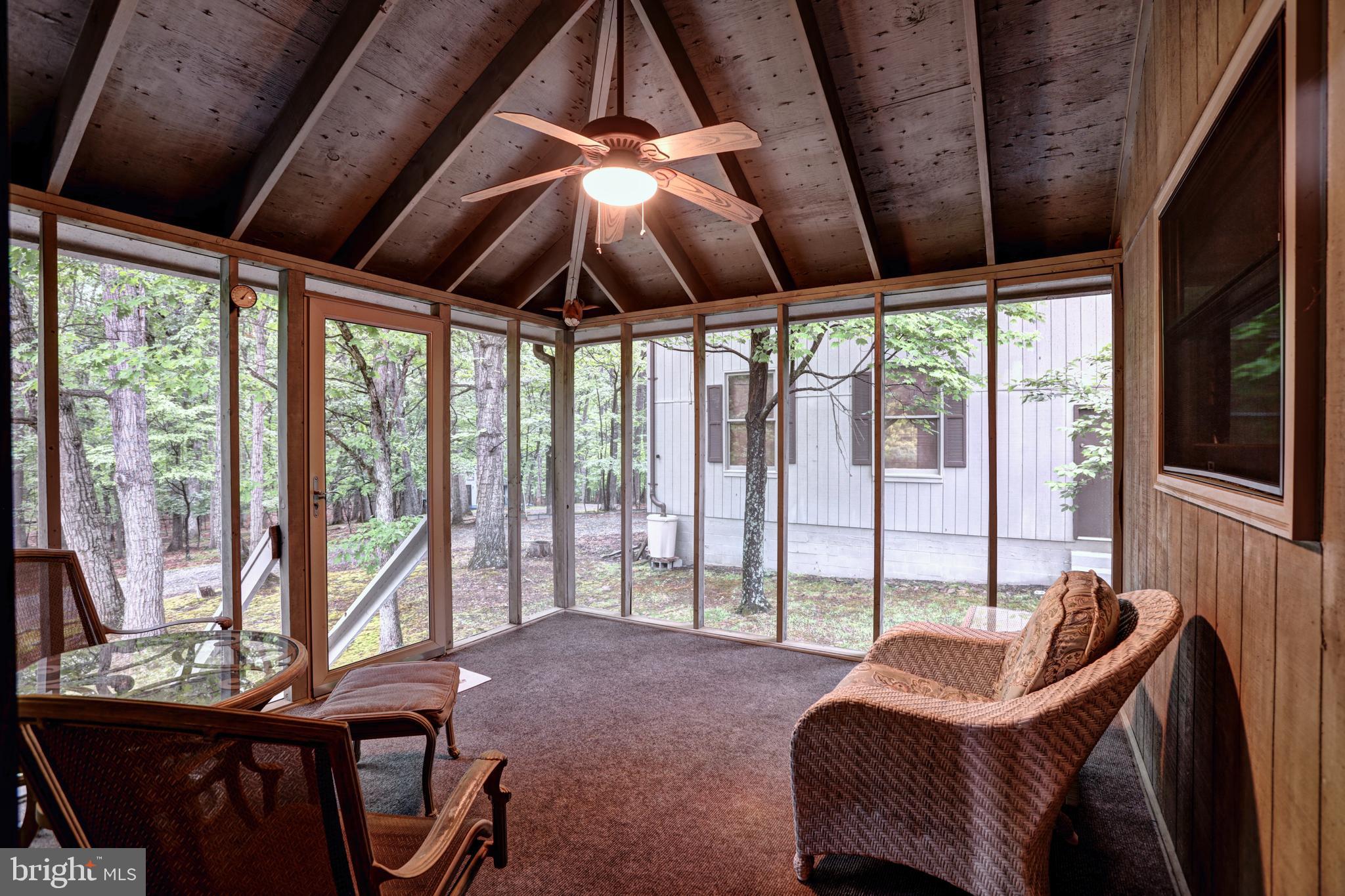 THE WOODS - Residential