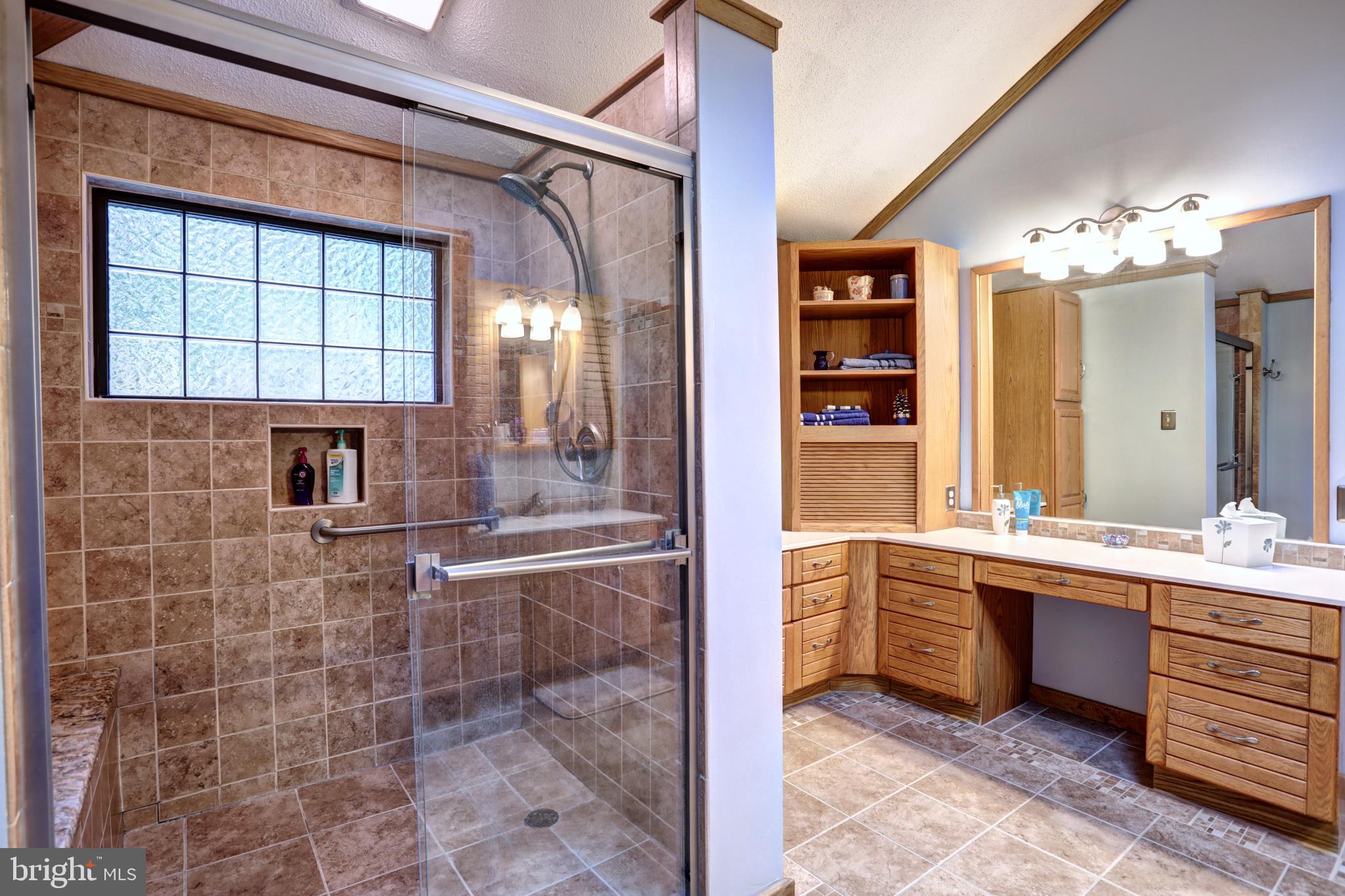 THE WOODS - Residential