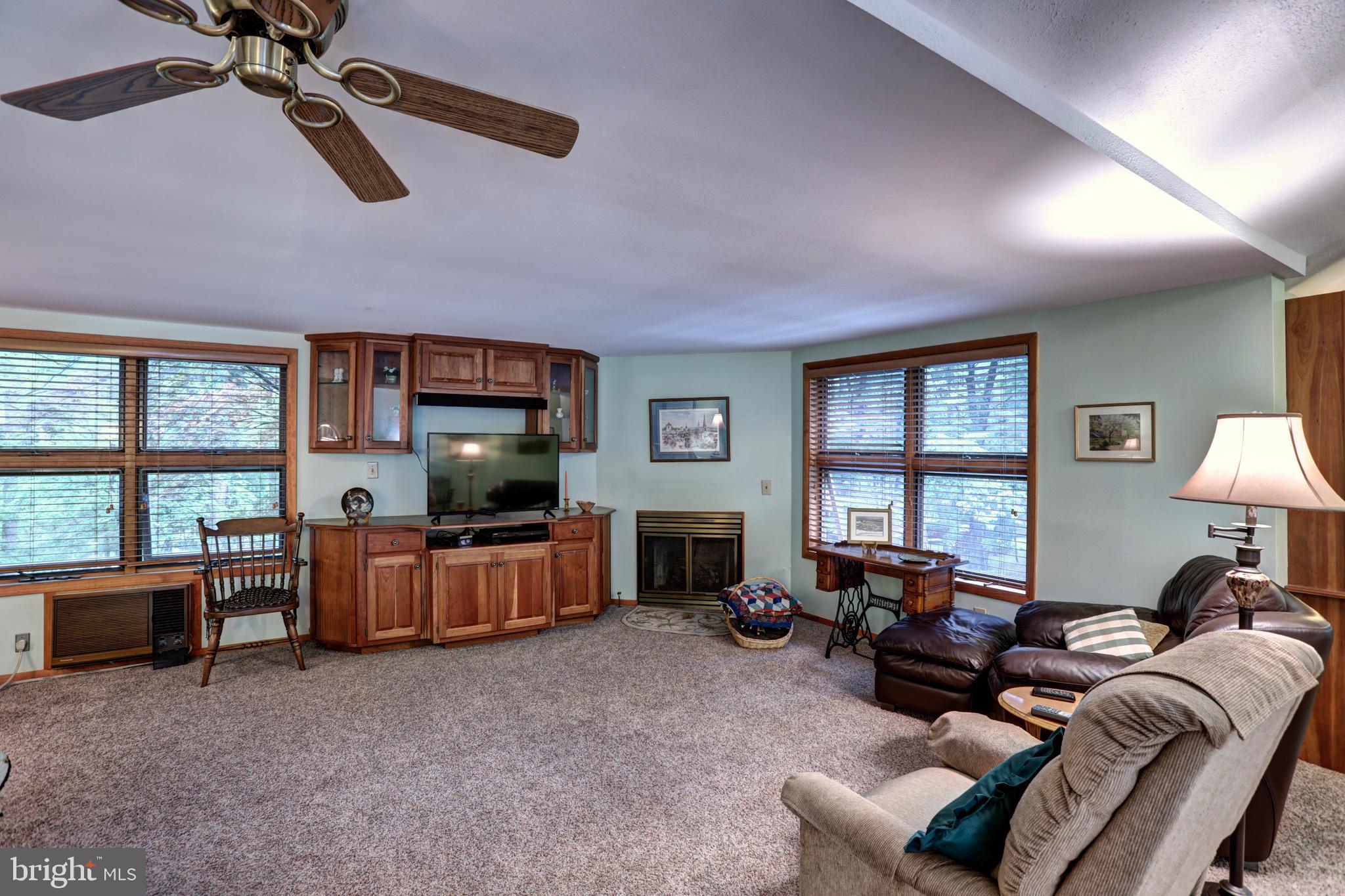 THE WOODS - Residential