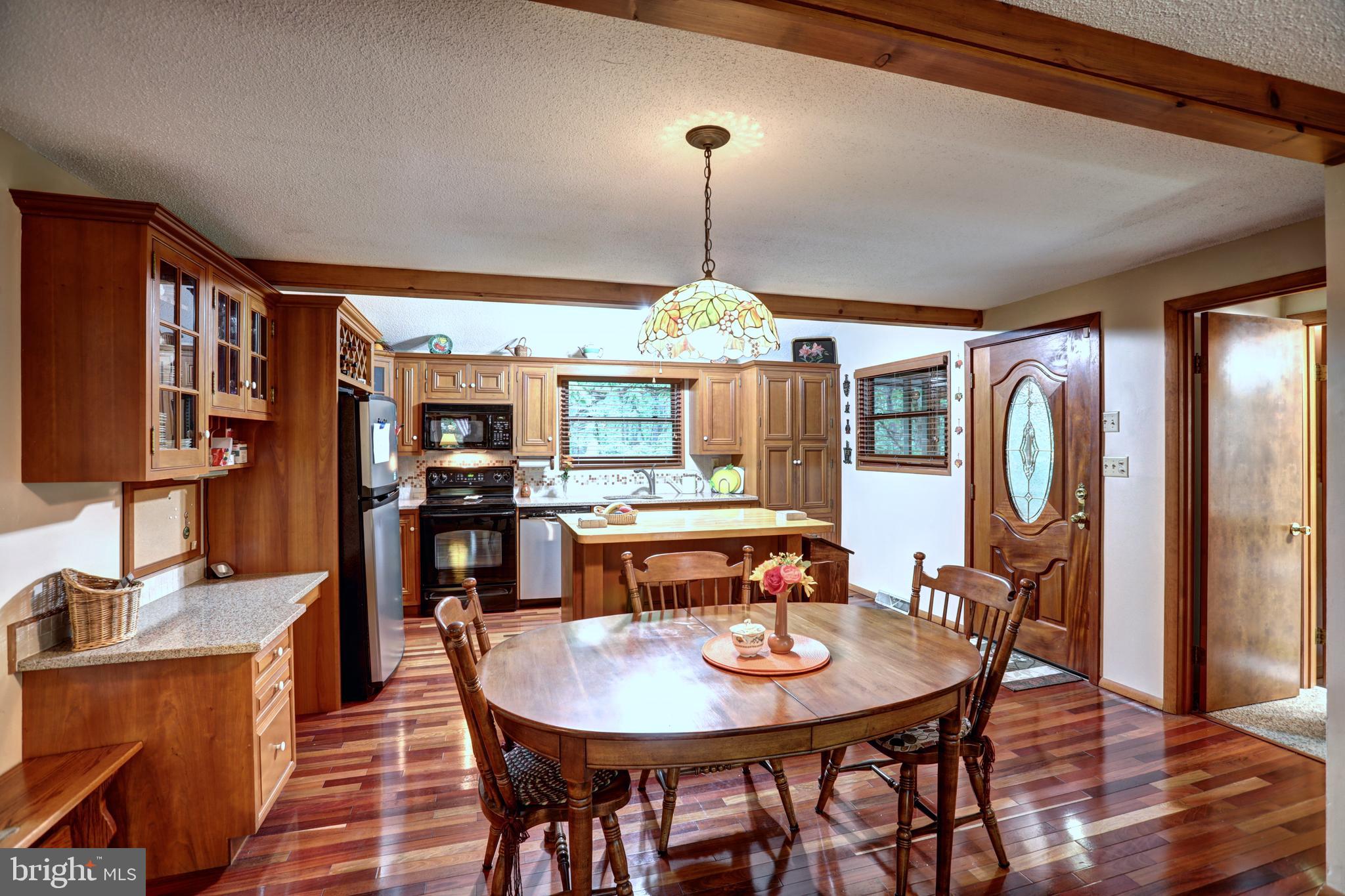 THE WOODS - Residential