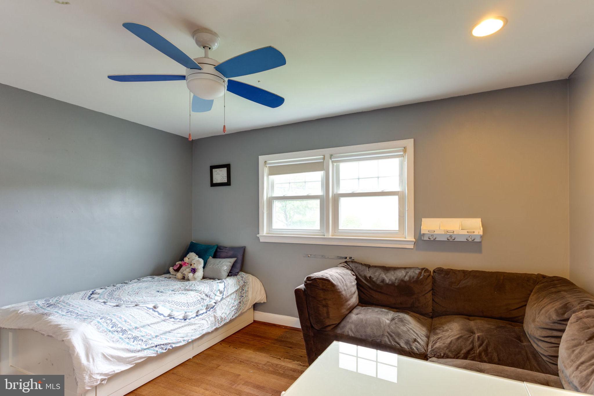 BOULEVARD MANOR - Residential Lease