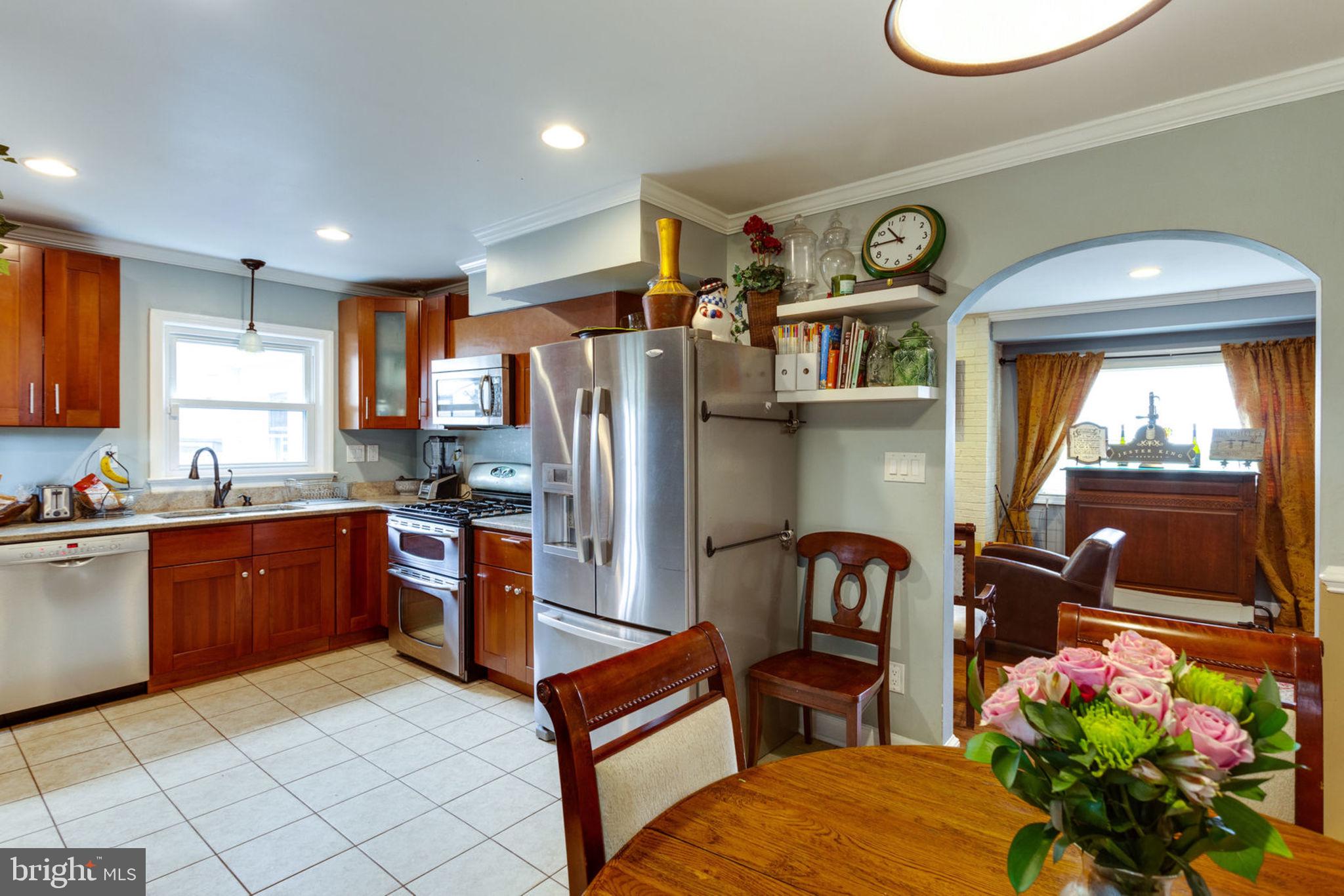 BOULEVARD MANOR - Residential Lease