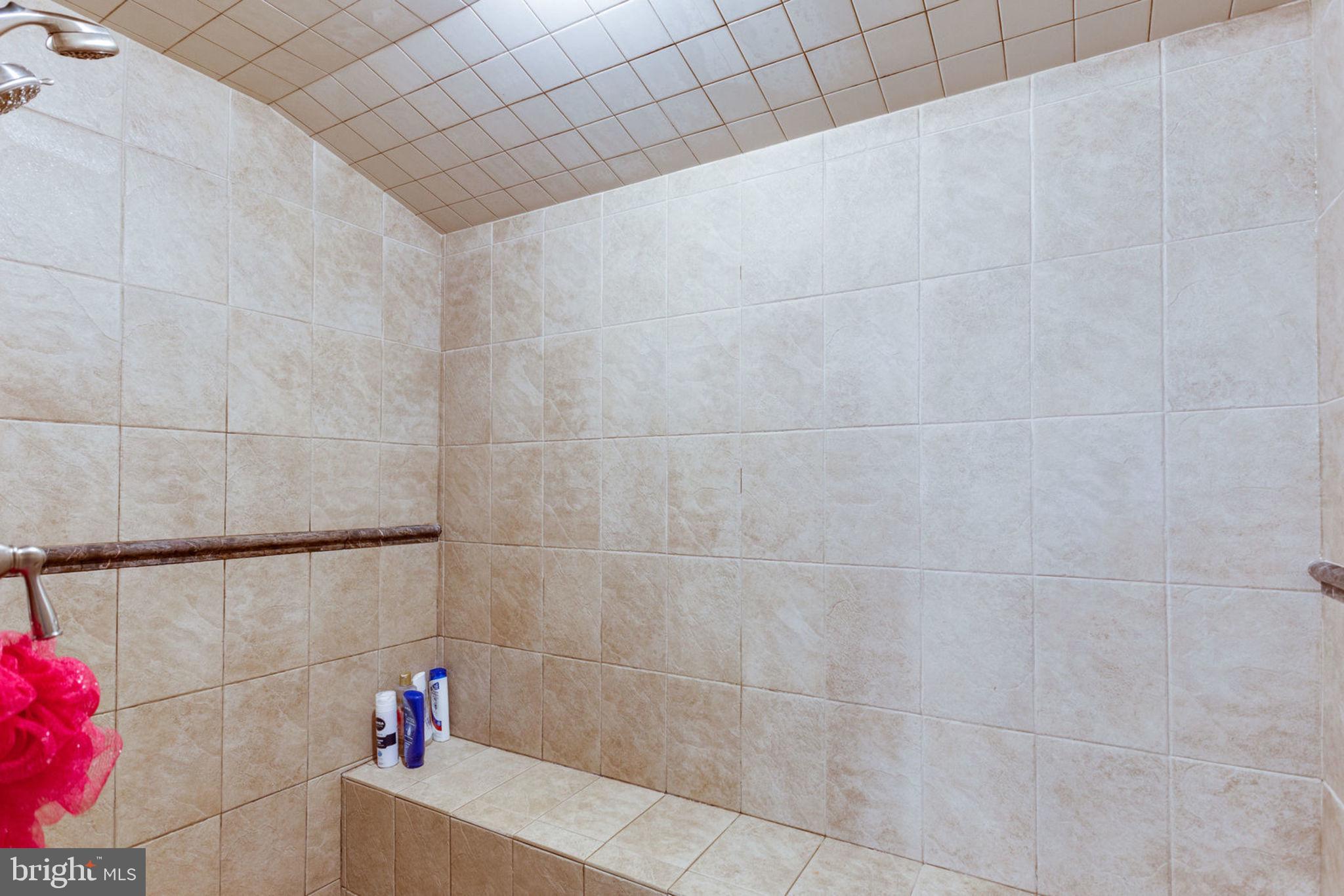 BOULEVARD MANOR - Residential Lease