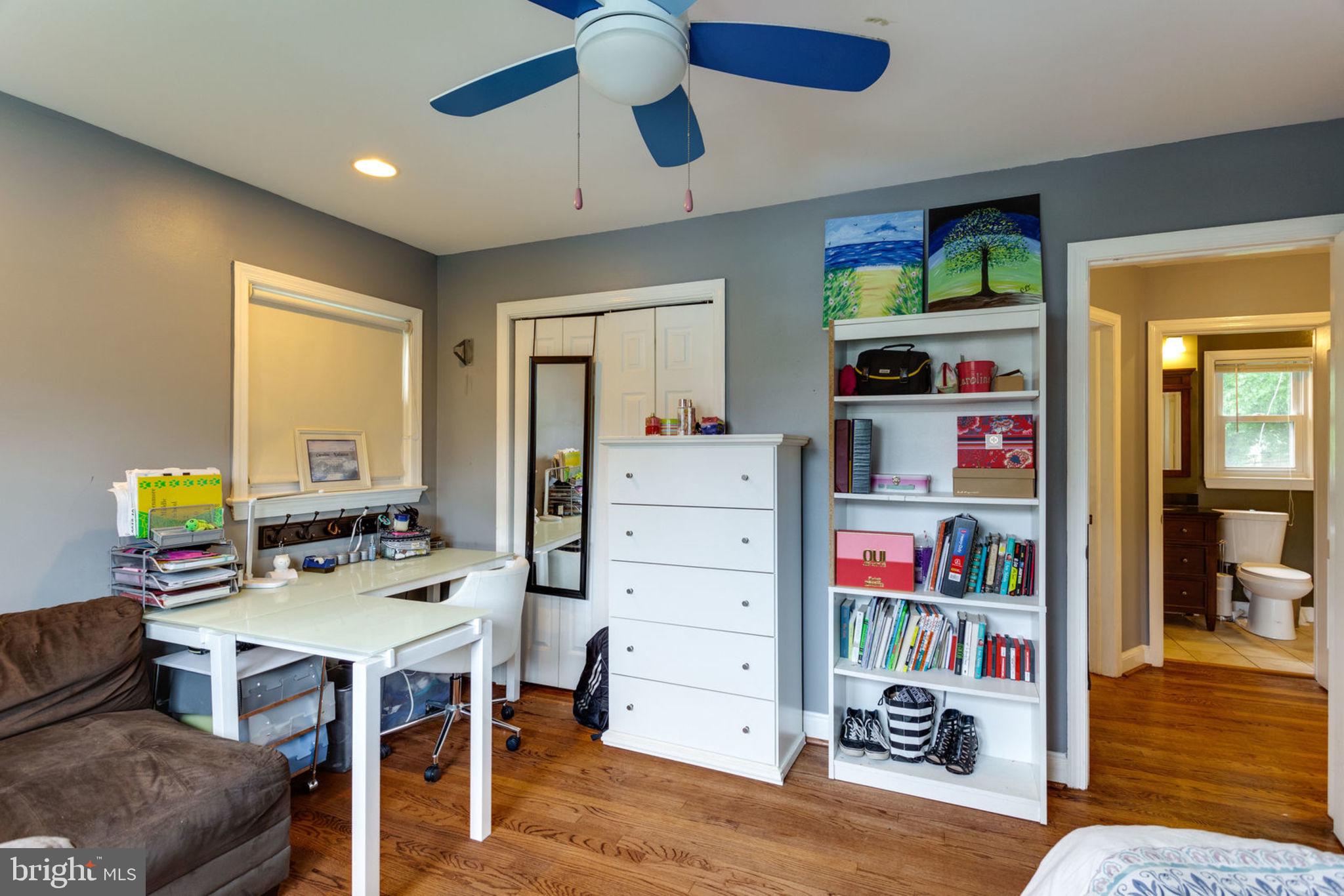 BOULEVARD MANOR - Residential Lease