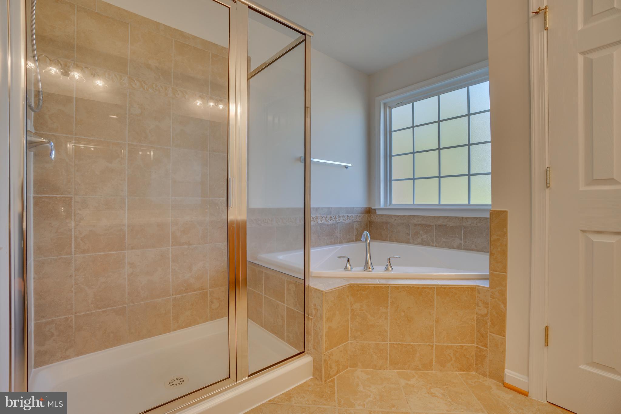 WILDERNESS SHORES - Residential