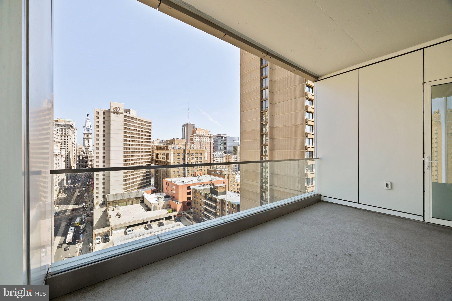 AVENUE OF THE ARTS - Residential