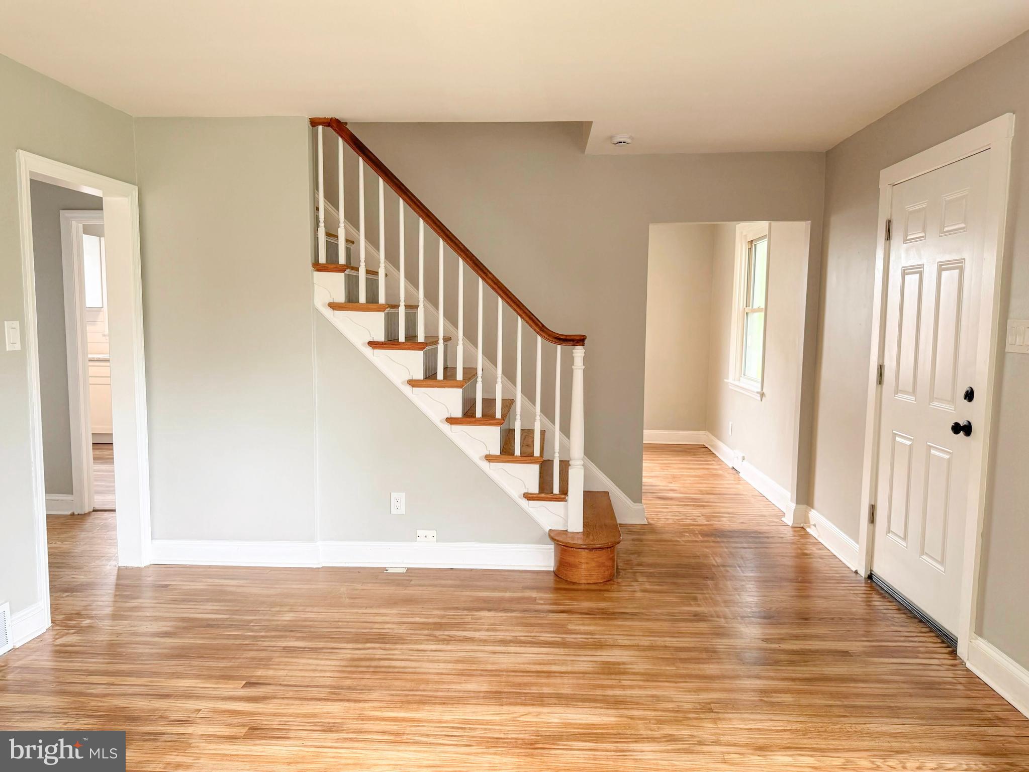 201 W WAYNE AVENUE