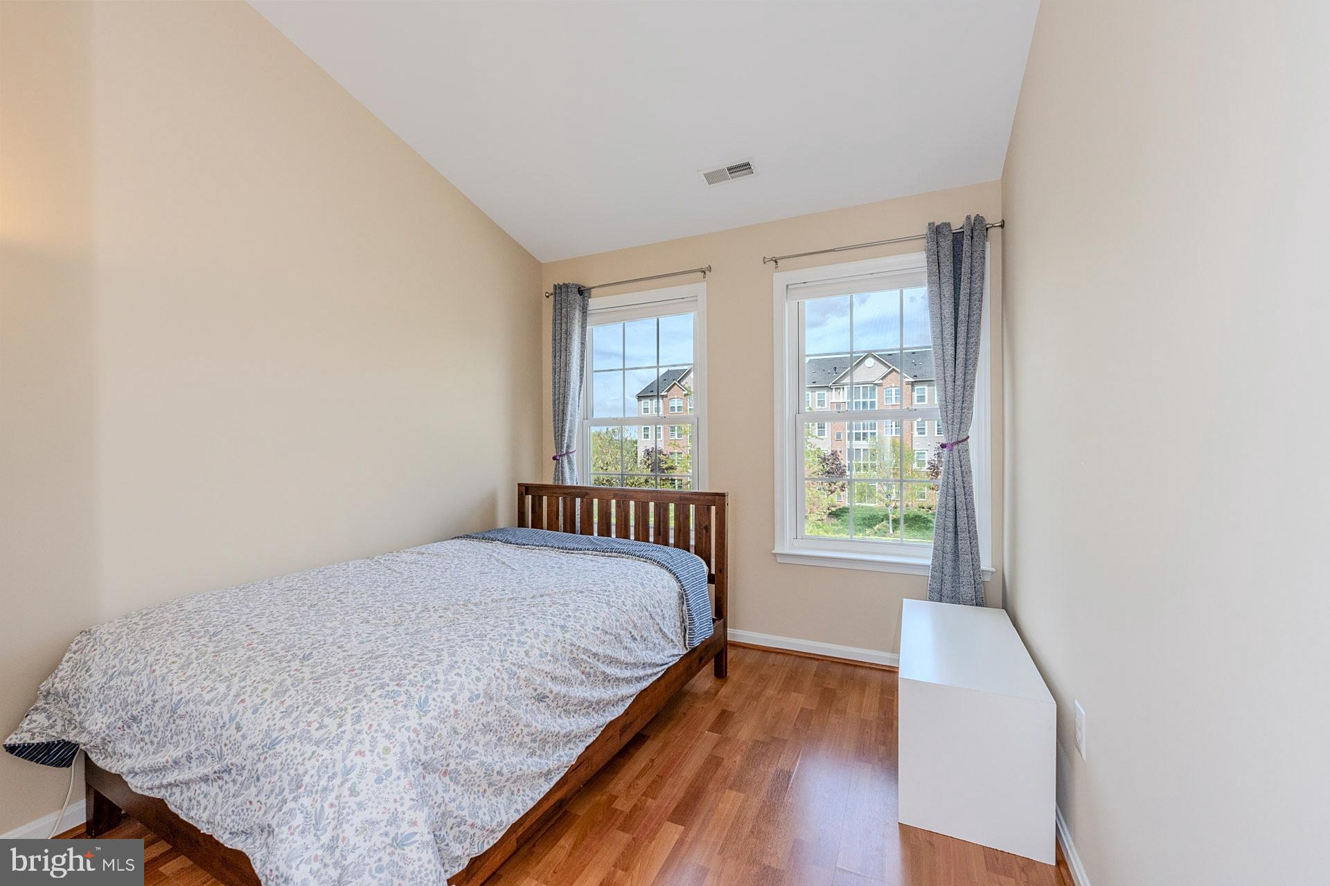 CHERRYTREE PARK - Residential