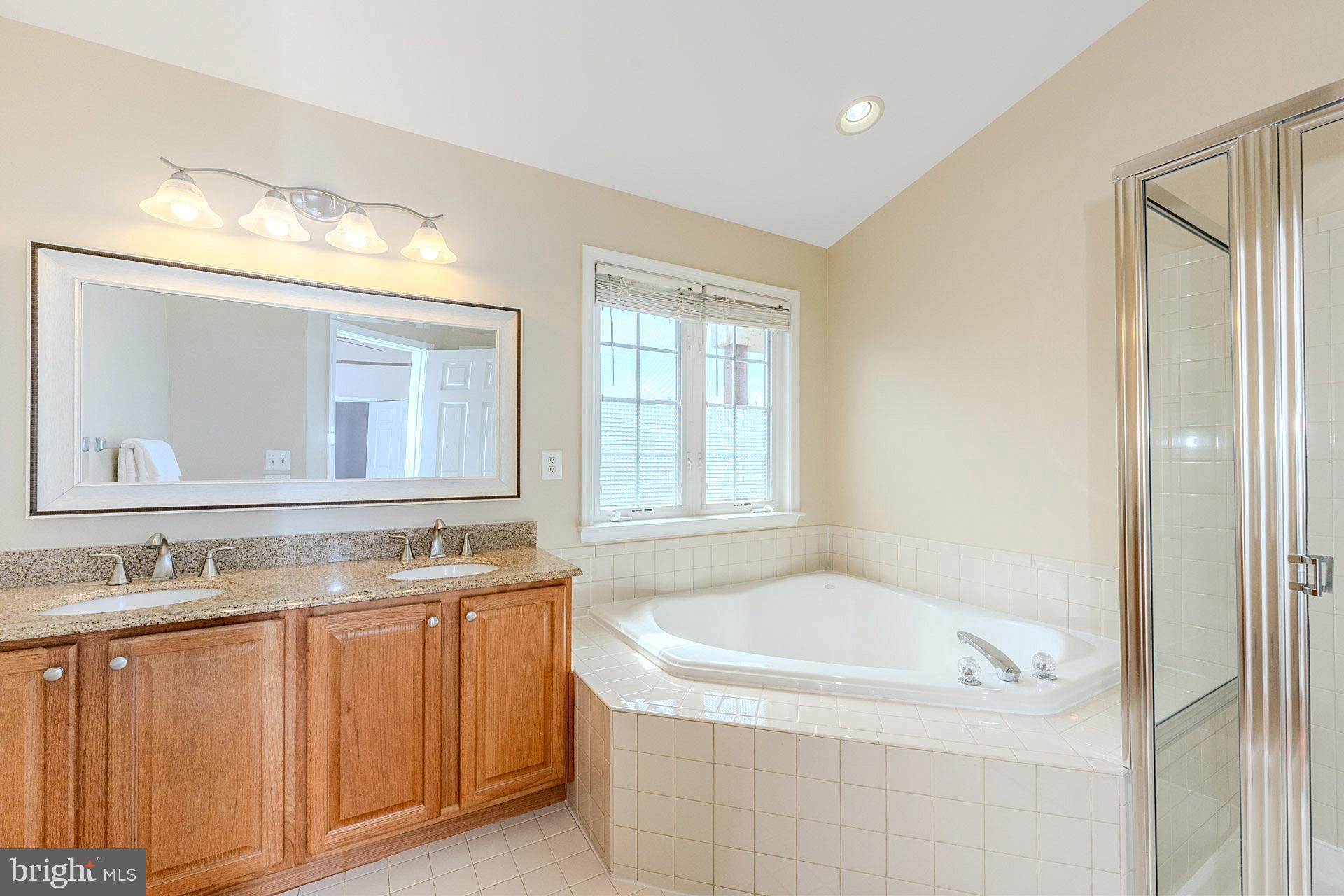 CHERRYTREE PARK - Residential