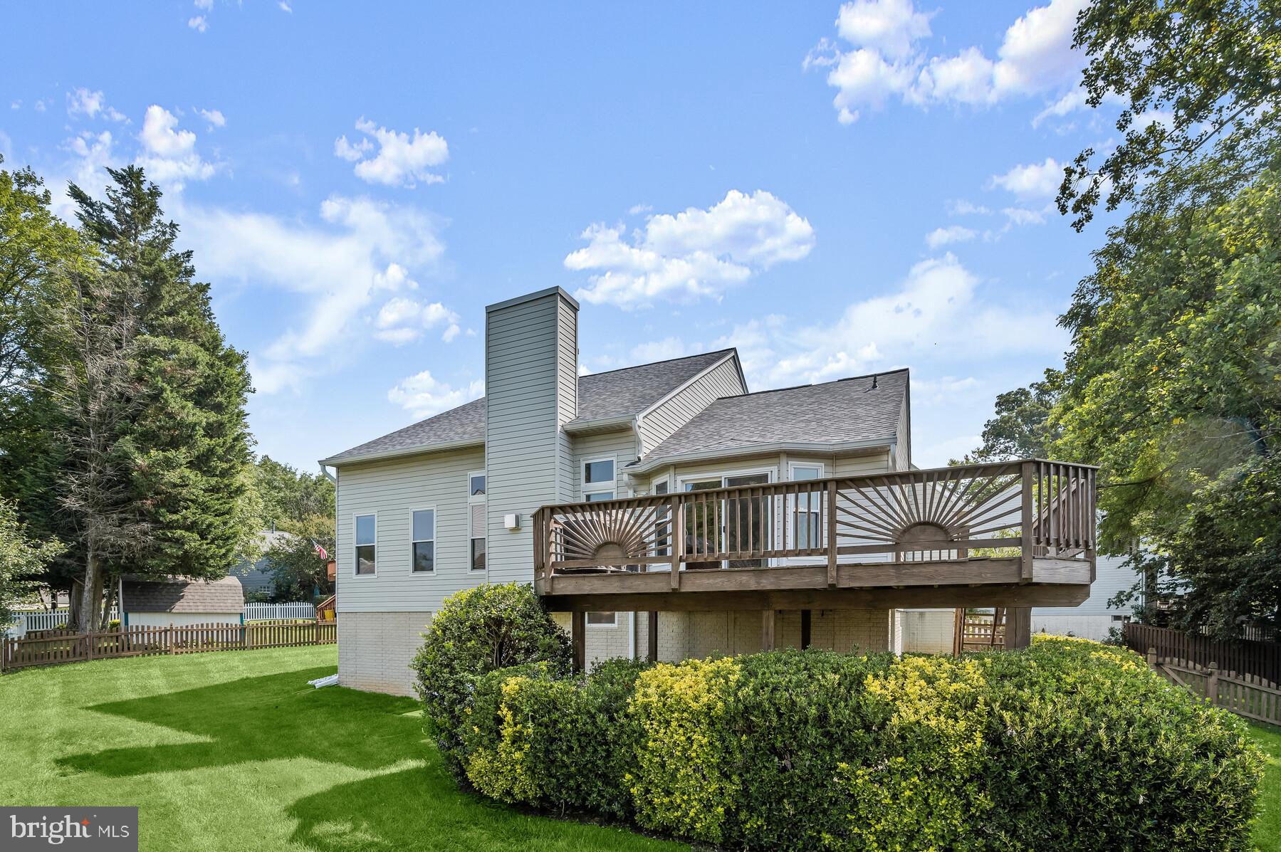 FOUR SEASONS ESTATES - Residential