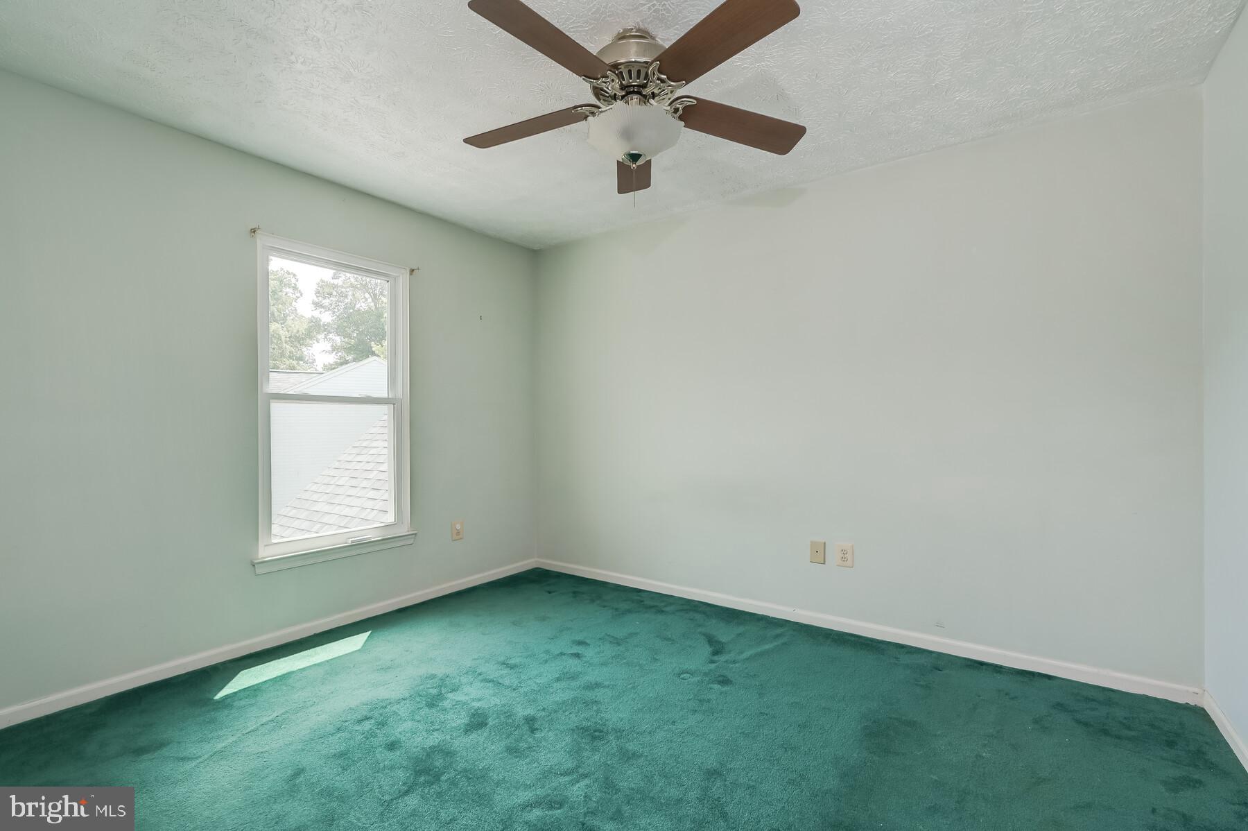 FOUR SEASONS ESTATES - Residential