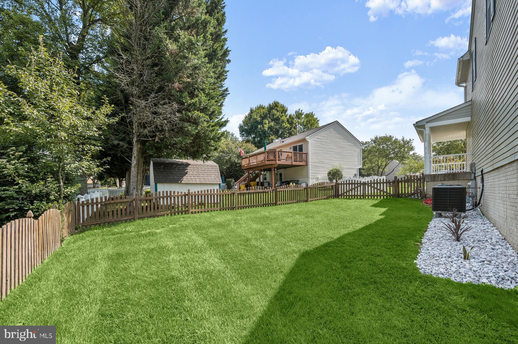 FOUR SEASONS ESTATES - Residential