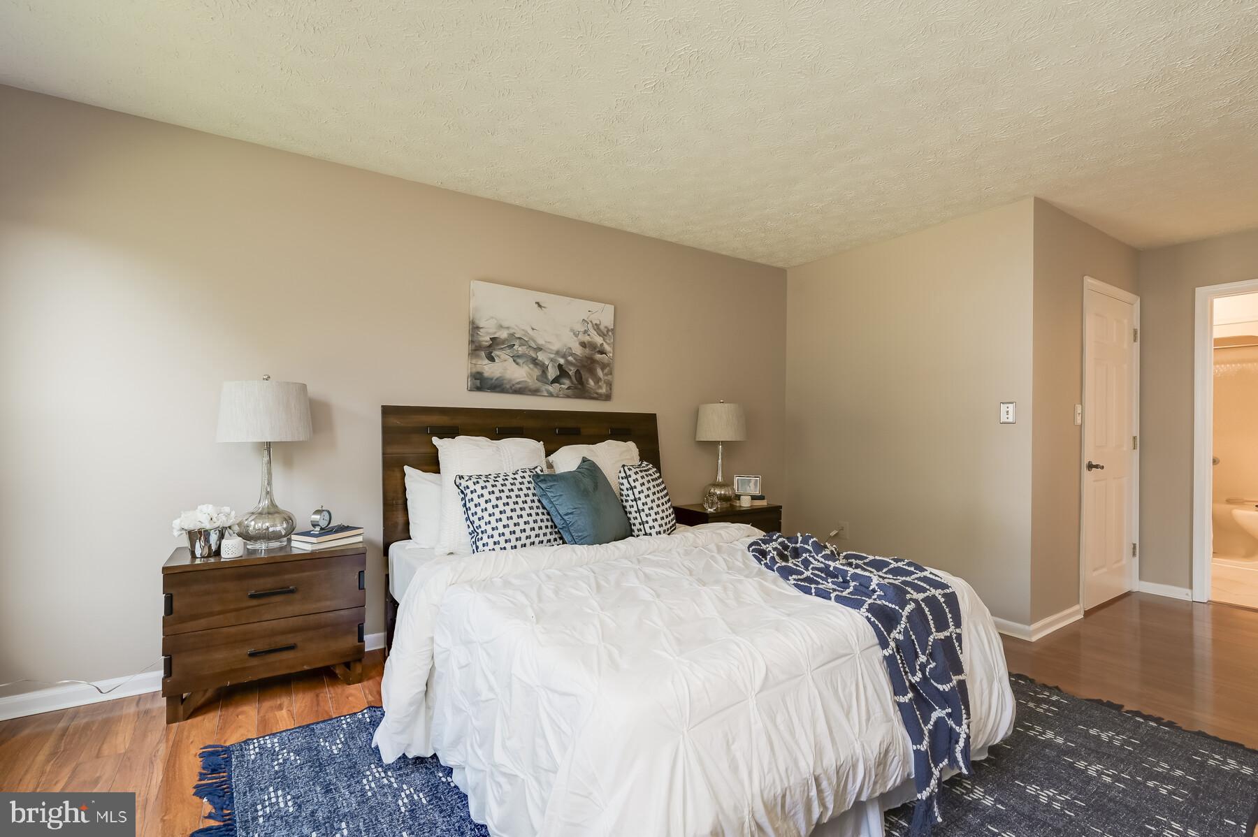 FOUR SEASONS ESTATES - Residential