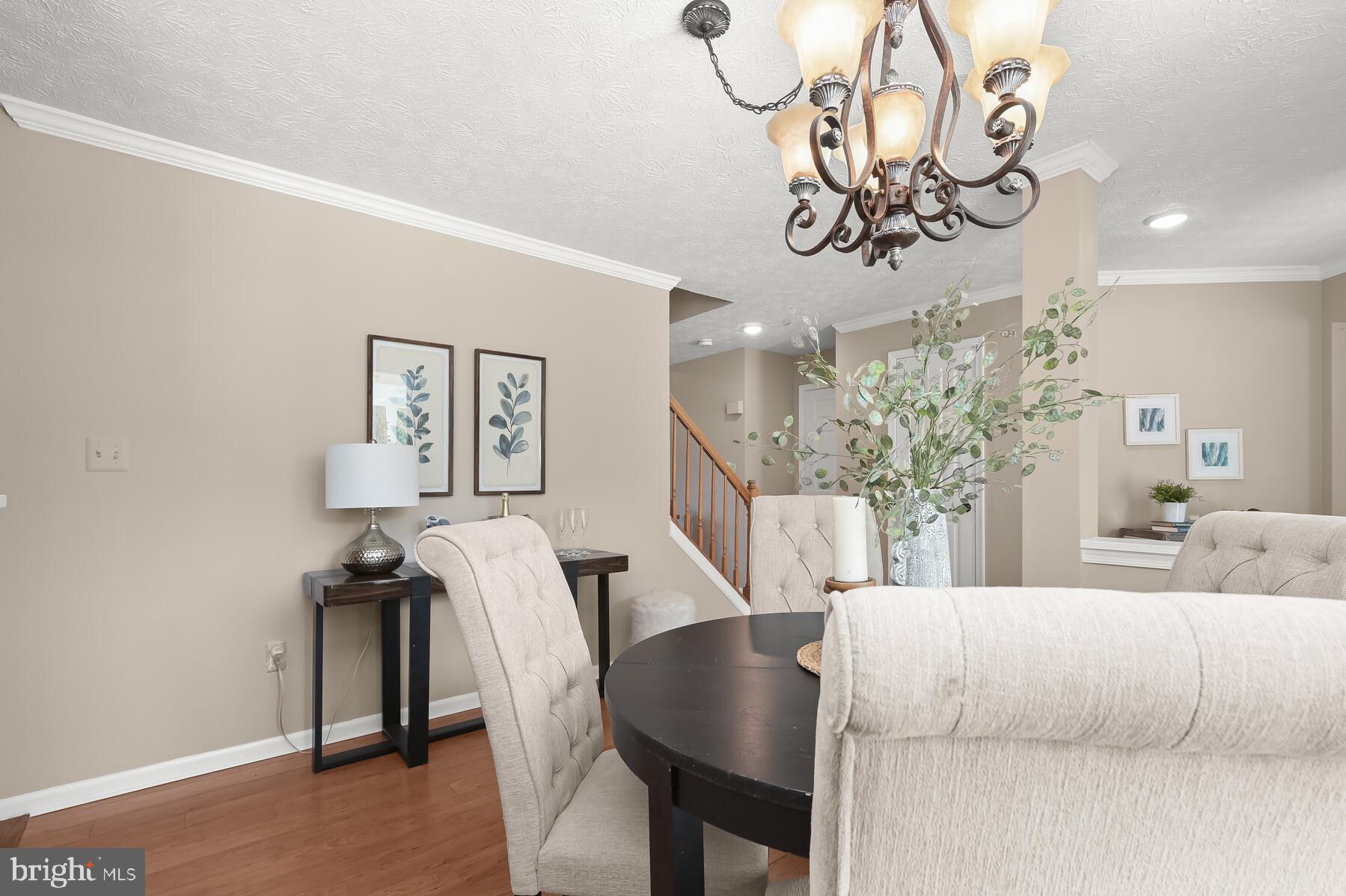 FOUR SEASONS ESTATES - Residential