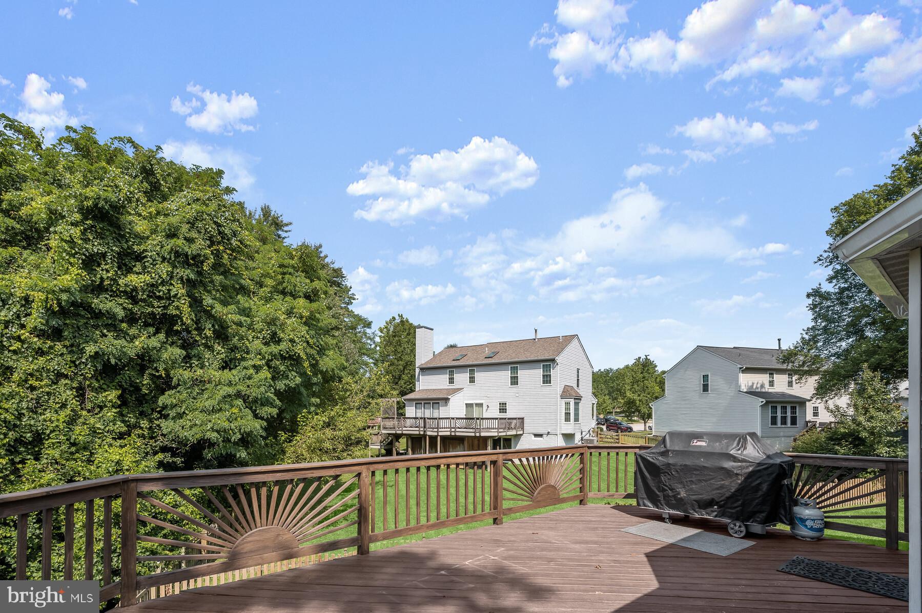 FOUR SEASONS ESTATES - Residential