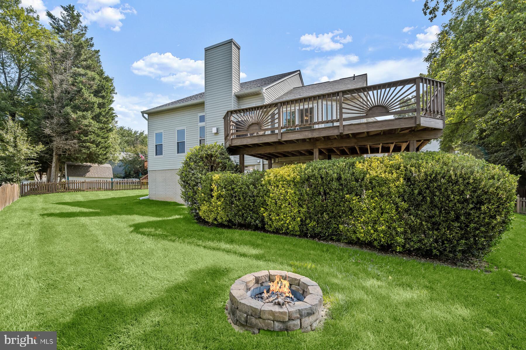 FOUR SEASONS ESTATES - Residential