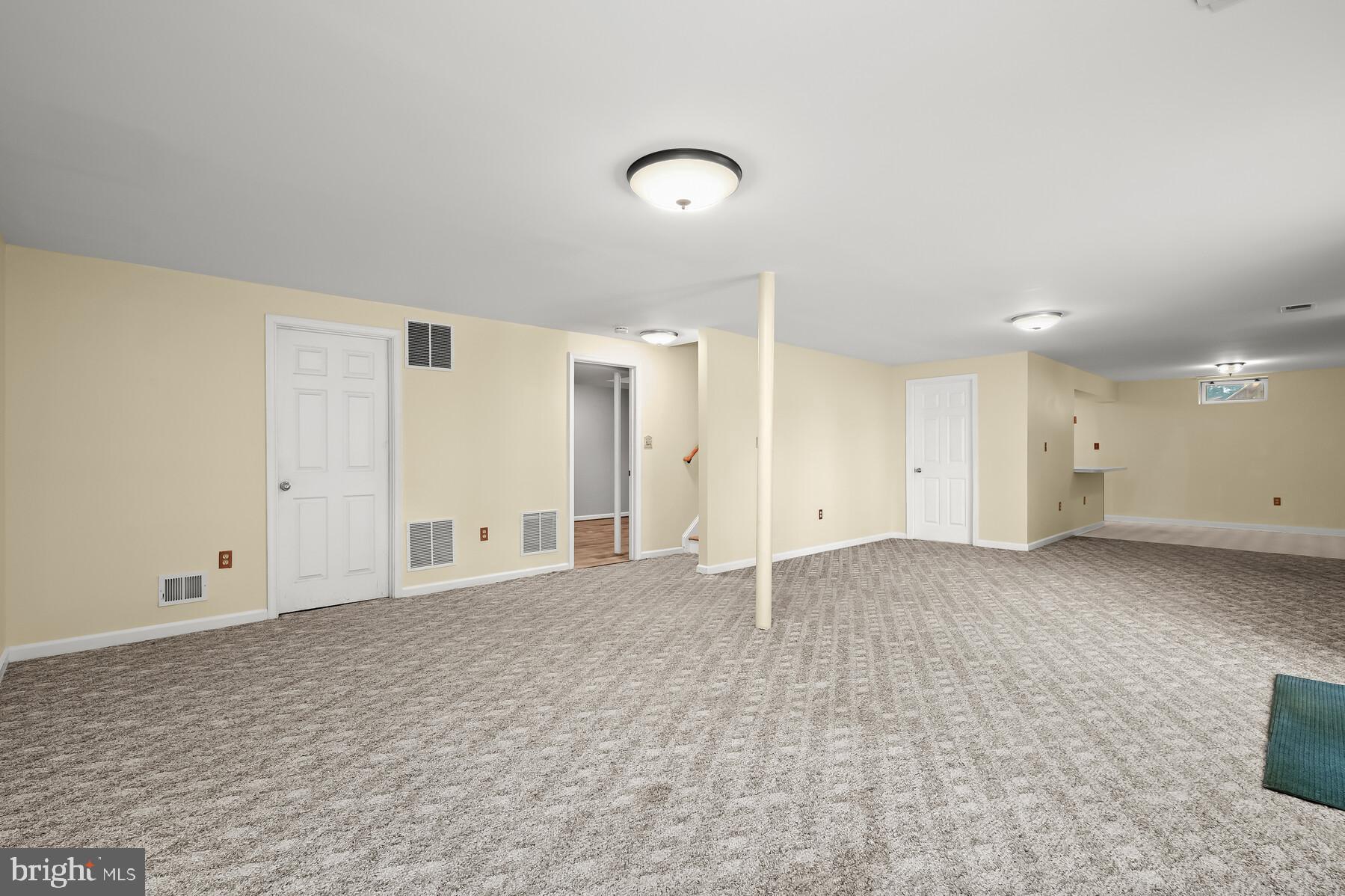 FOUR SEASONS ESTATES - Residential