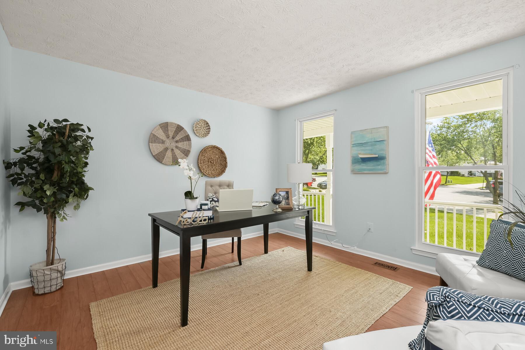 FOUR SEASONS ESTATES - Residential