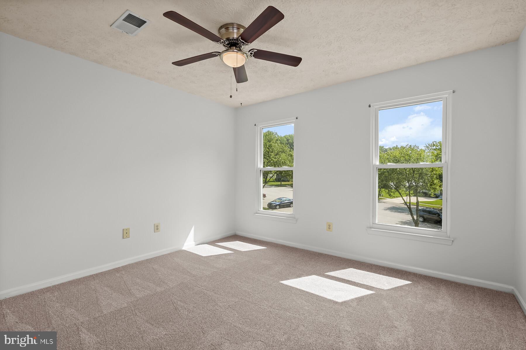 FOUR SEASONS ESTATES - Residential