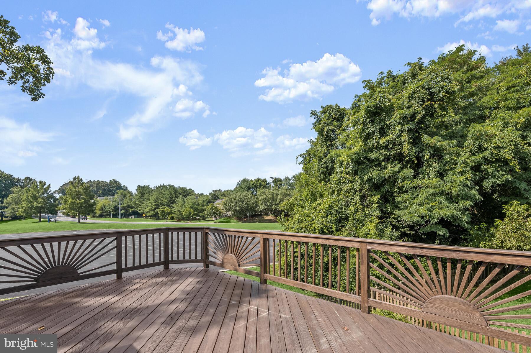 FOUR SEASONS ESTATES - Residential