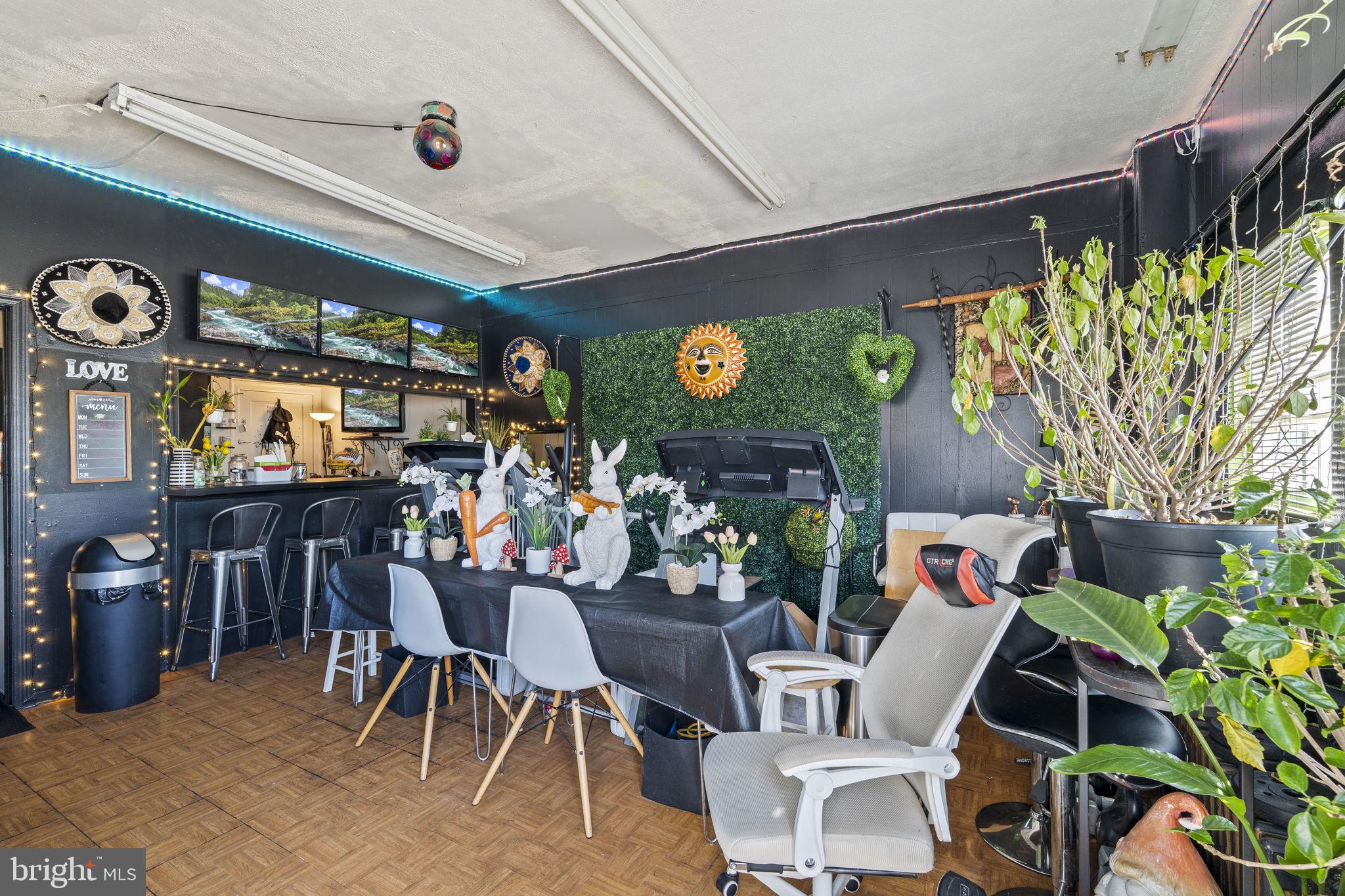 JUNIATA - Residential