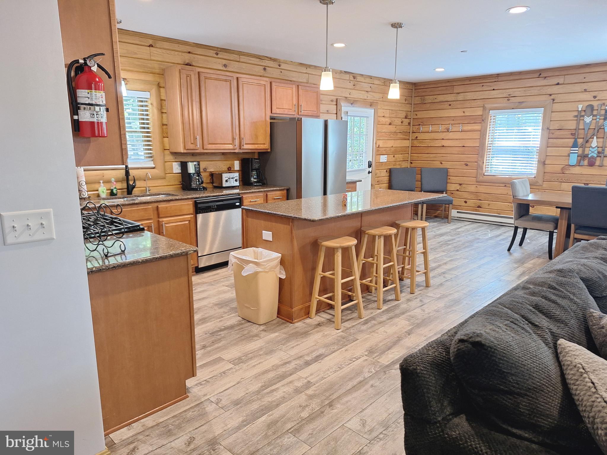 BECKMAN PENINSULA - Residential