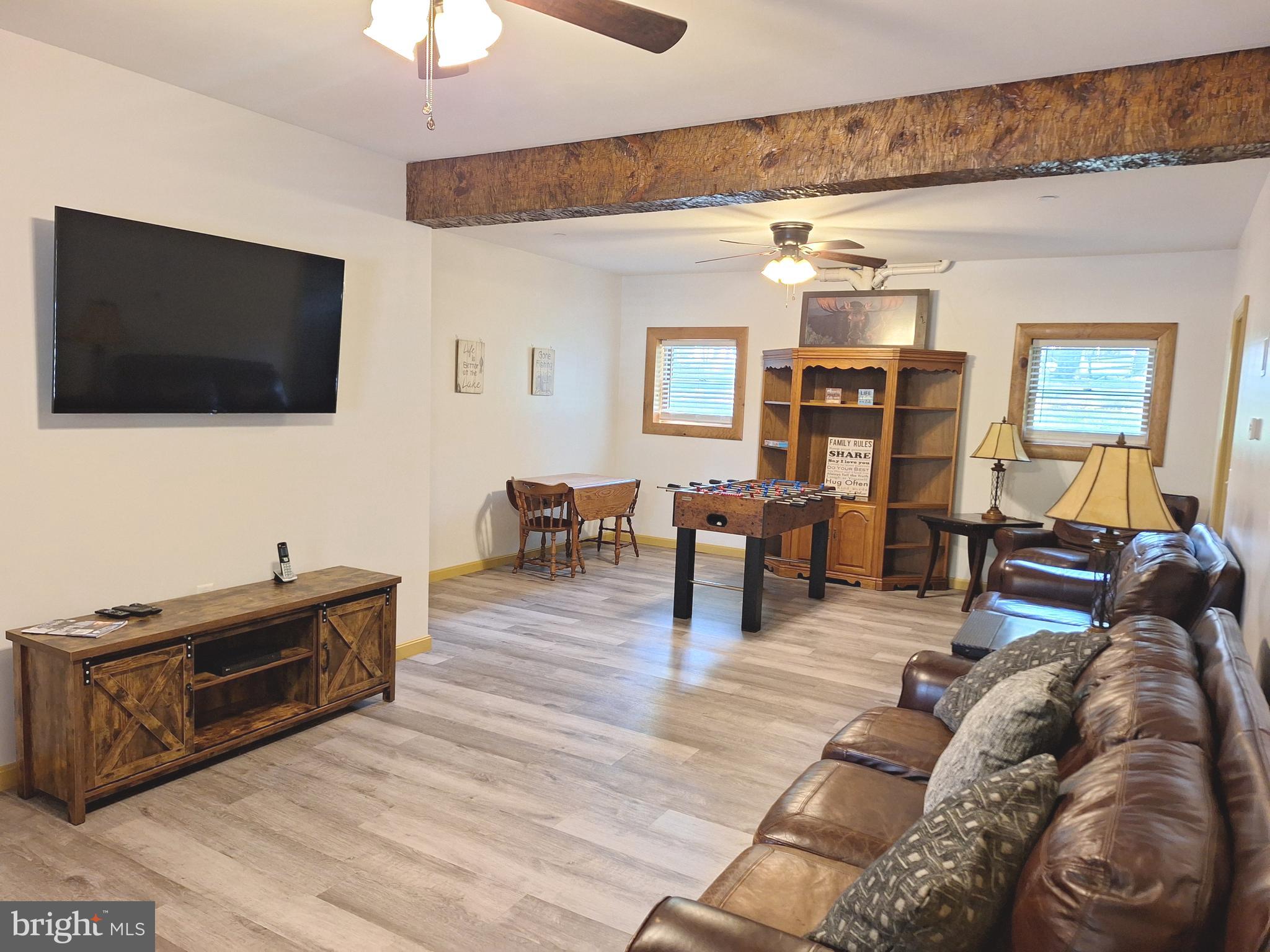 BECKMAN PENINSULA - Residential