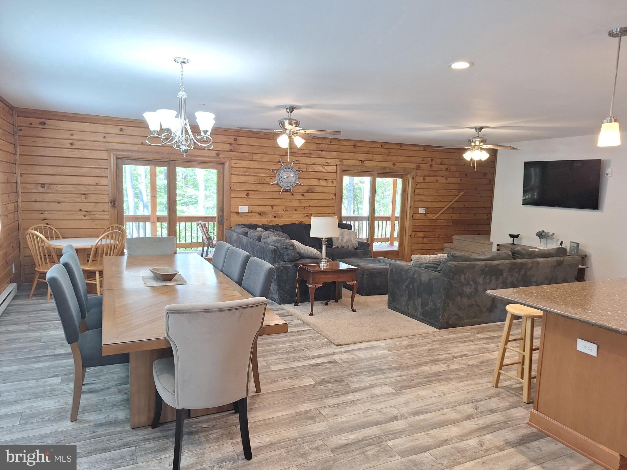 BECKMAN PENINSULA - Residential