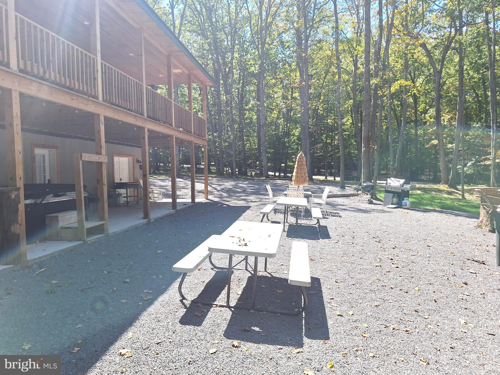 BECKMAN PENINSULA - Residential