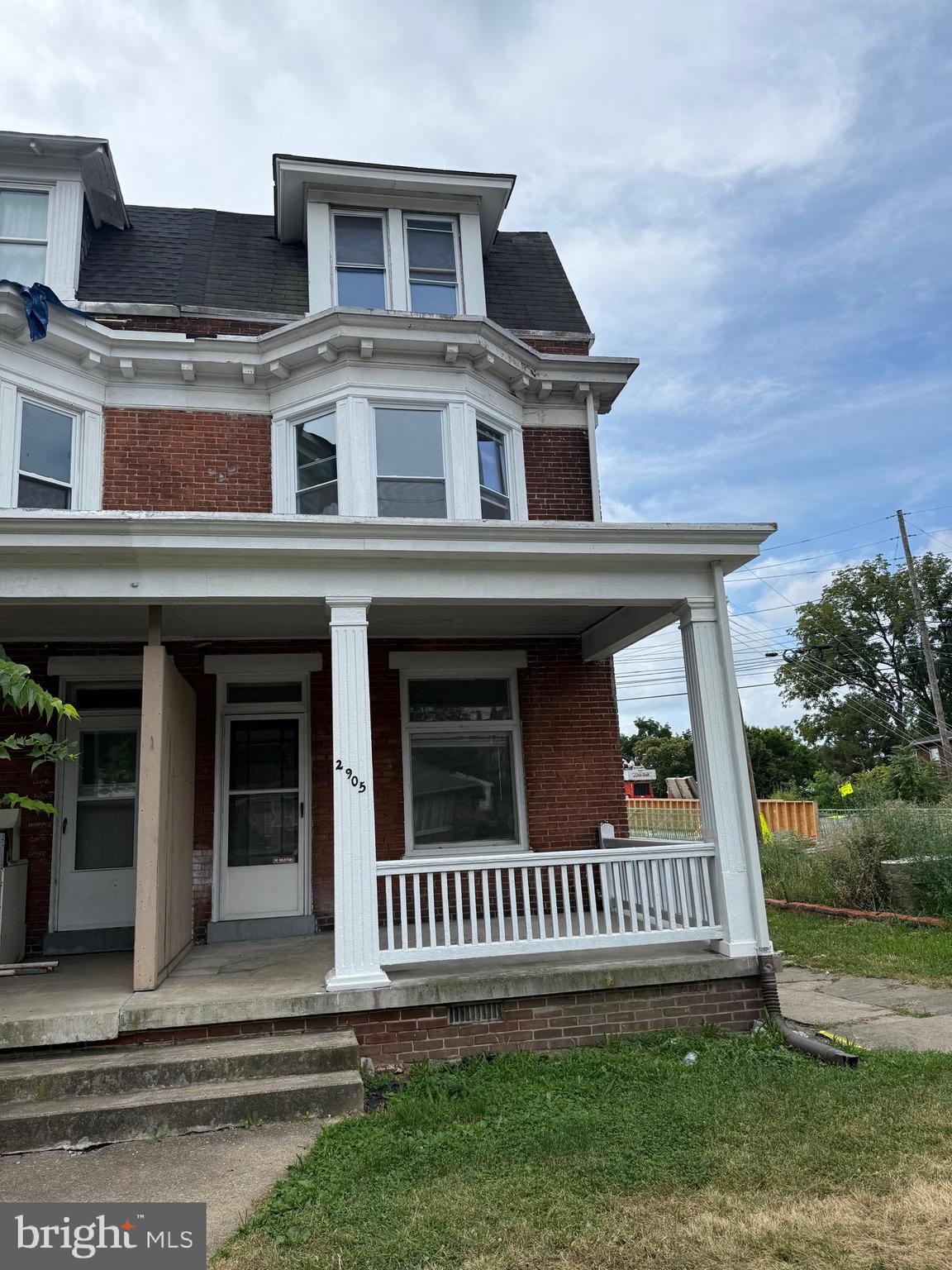 Come check out this beautiful remodeled 1-bedroom home 1st floor apartment for rent located in Paxtang Borough (Central Dauphin school district). This home has brand new flooring, new cabinets with granite countertop, and new gas forced air system making your winter heating bills more affordable with new windows in a few rooms. Rent includes water/sewer/trash and tenant is responsible for electric & gas. There is a private parking behind the house. Easy access to I-81, I-83, I-76, I-283, and many restaurants/shops nearby. This is a great apartment that is in a good area.
Qualifications to be accepted are a 600+ credit score, household monthly income to be at least 3x rent, and no prior eviction filings or current collections. Please contact Pennwood Real Estate today to get an application or to reach out with any questions.