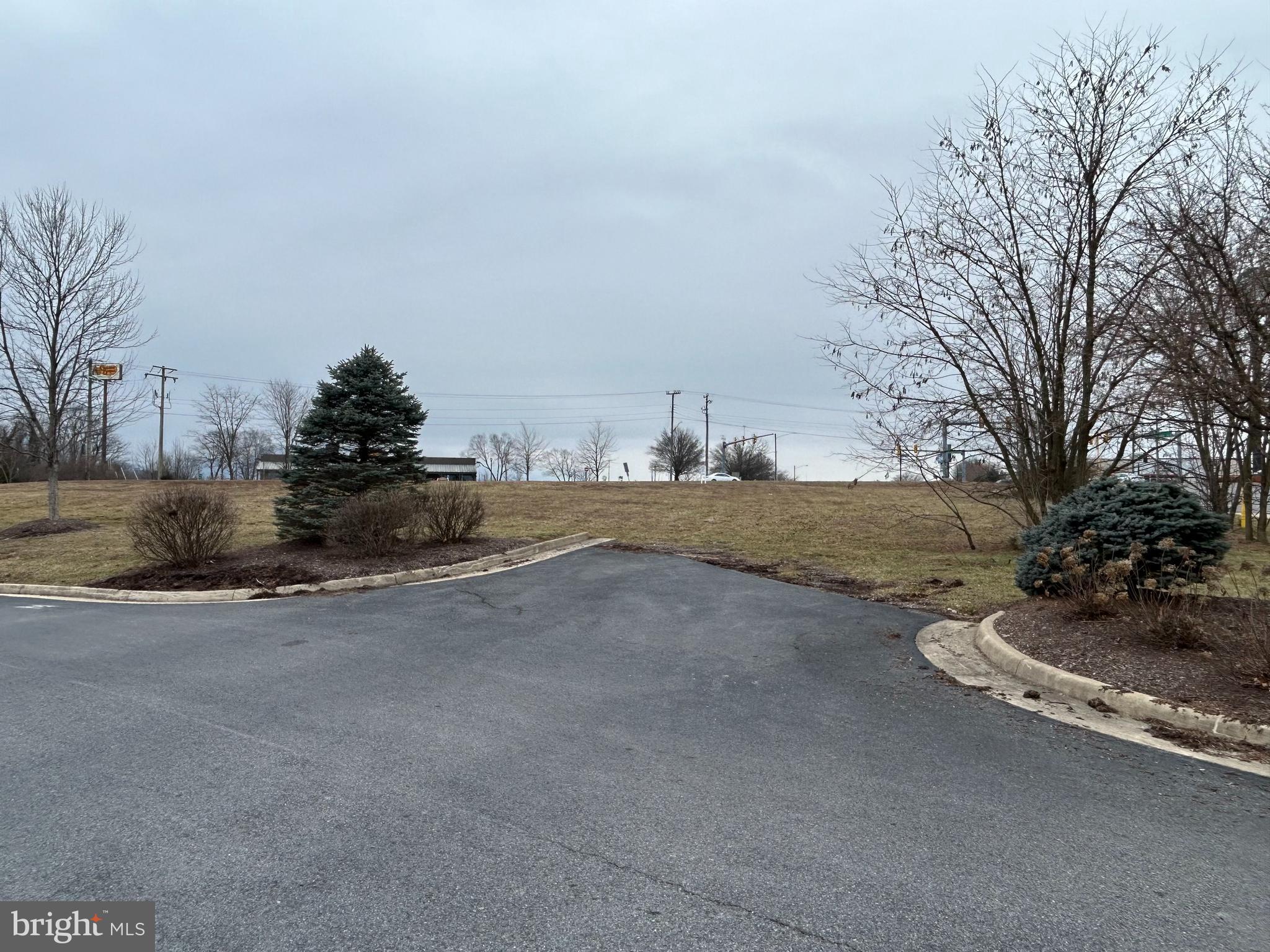 WOODSTOCK GATEWAY - Land