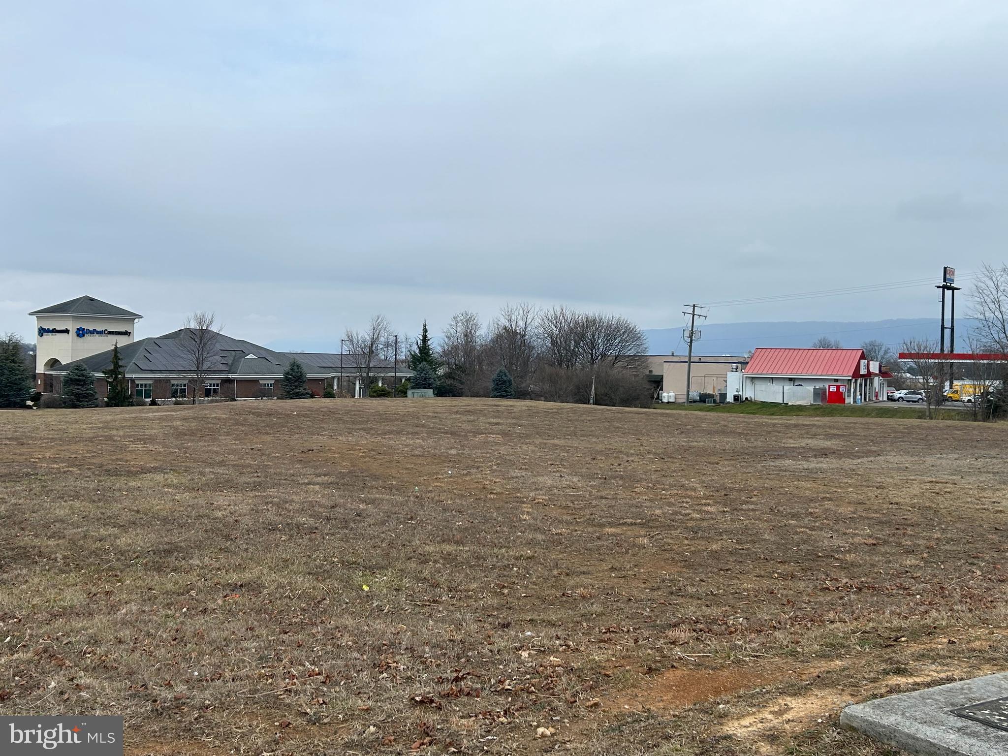 WOODSTOCK GATEWAY - Land