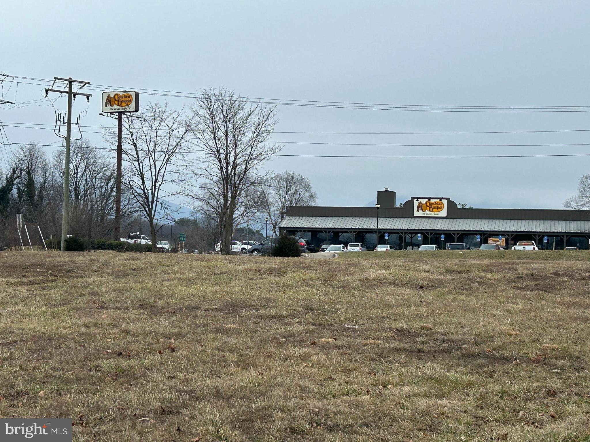 WOODSTOCK GATEWAY - Land