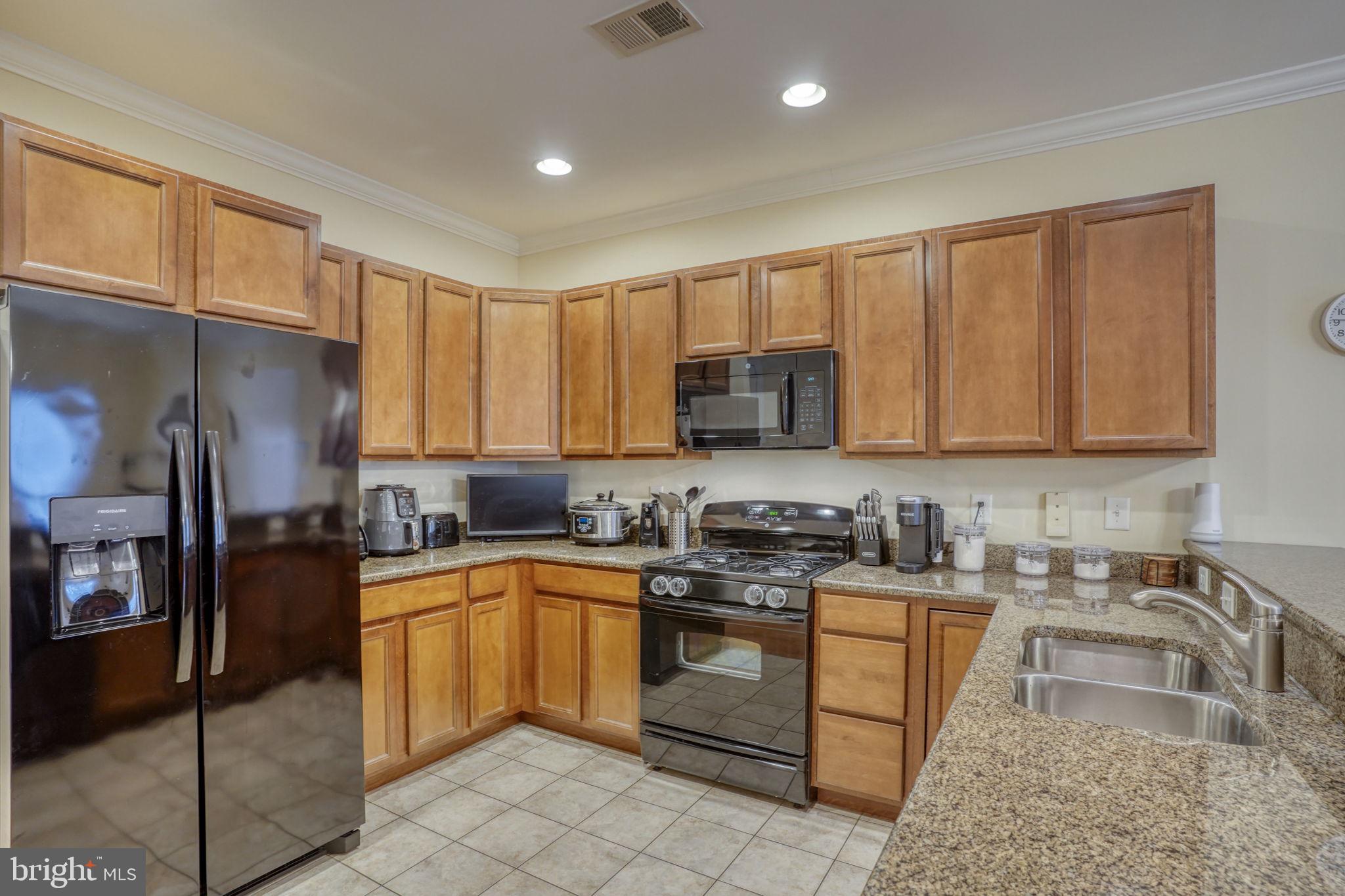 HUNTERS MILL - Residential