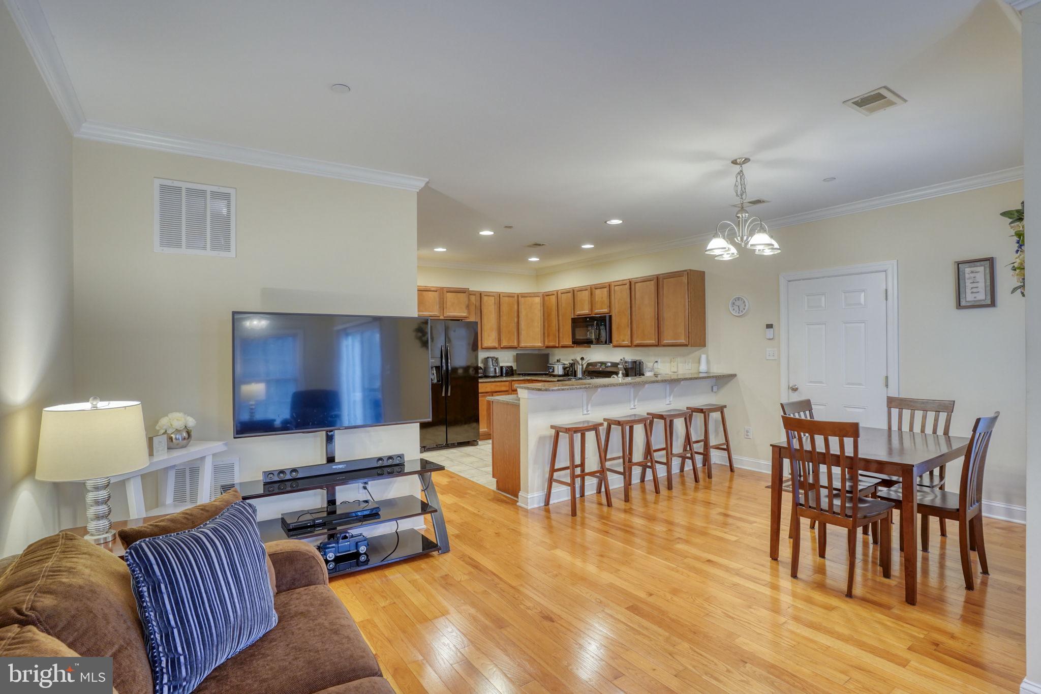 HUNTERS MILL - Residential