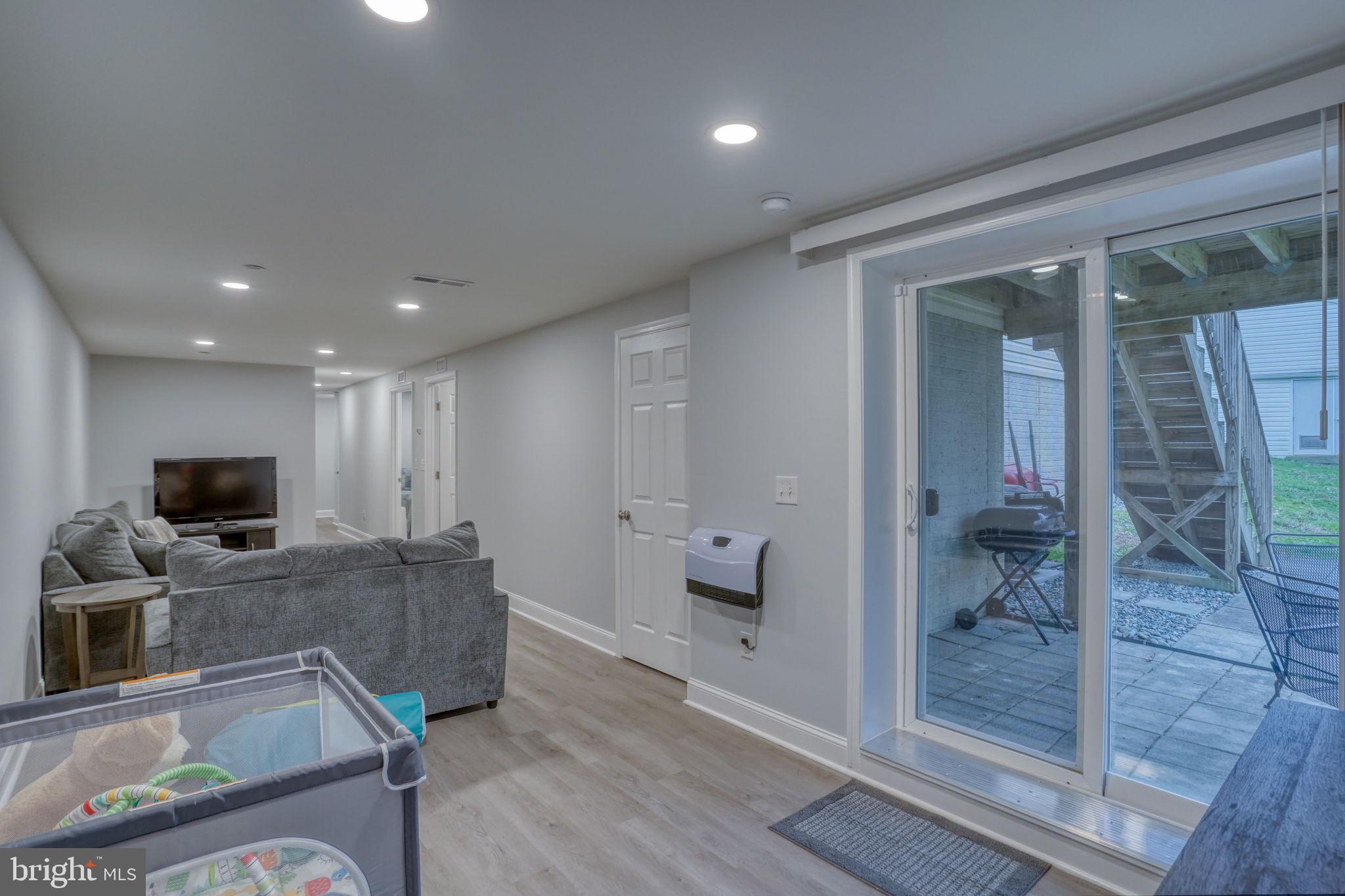 HUNTERS MILL - Residential