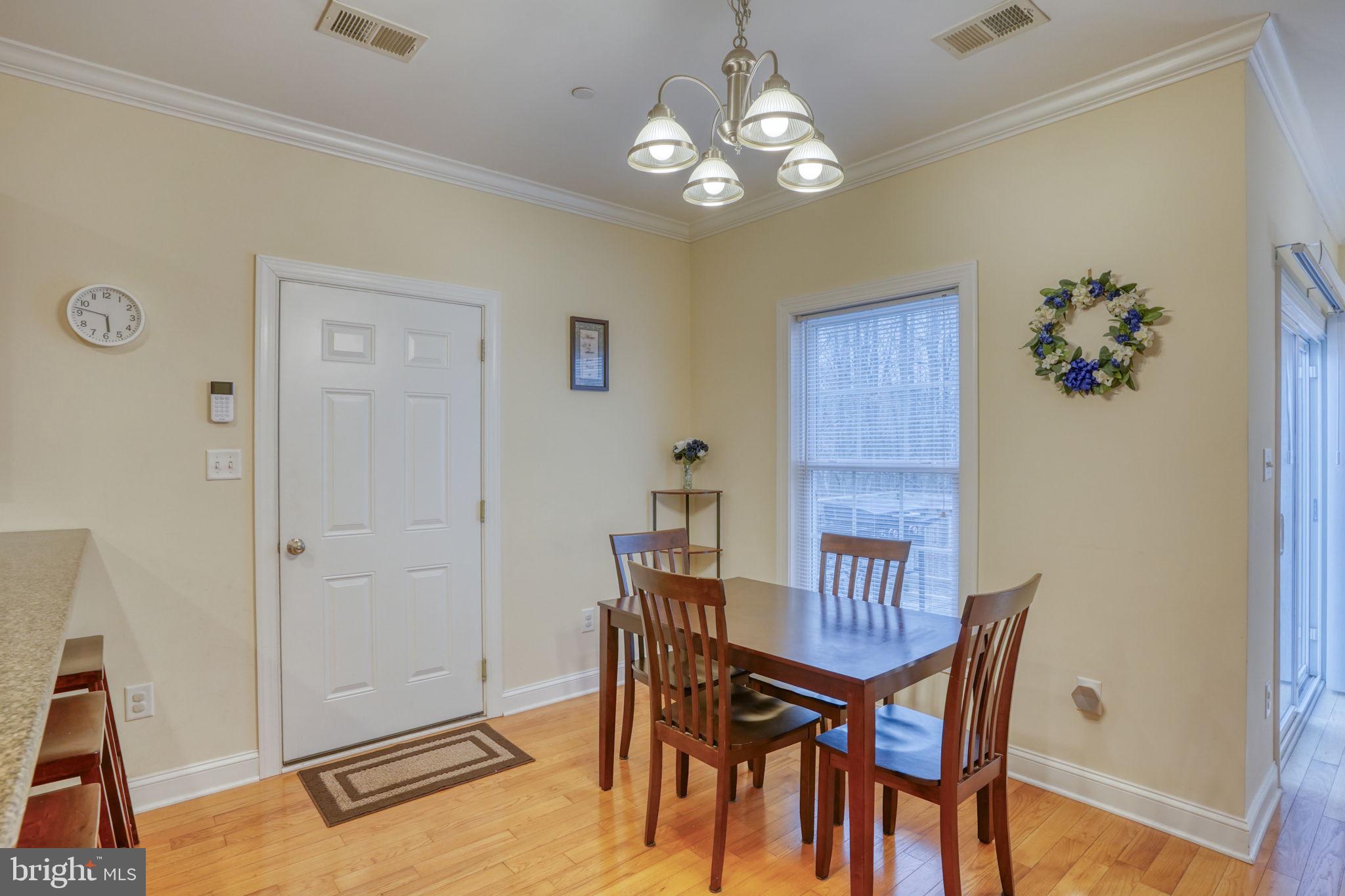 HUNTERS MILL - Residential