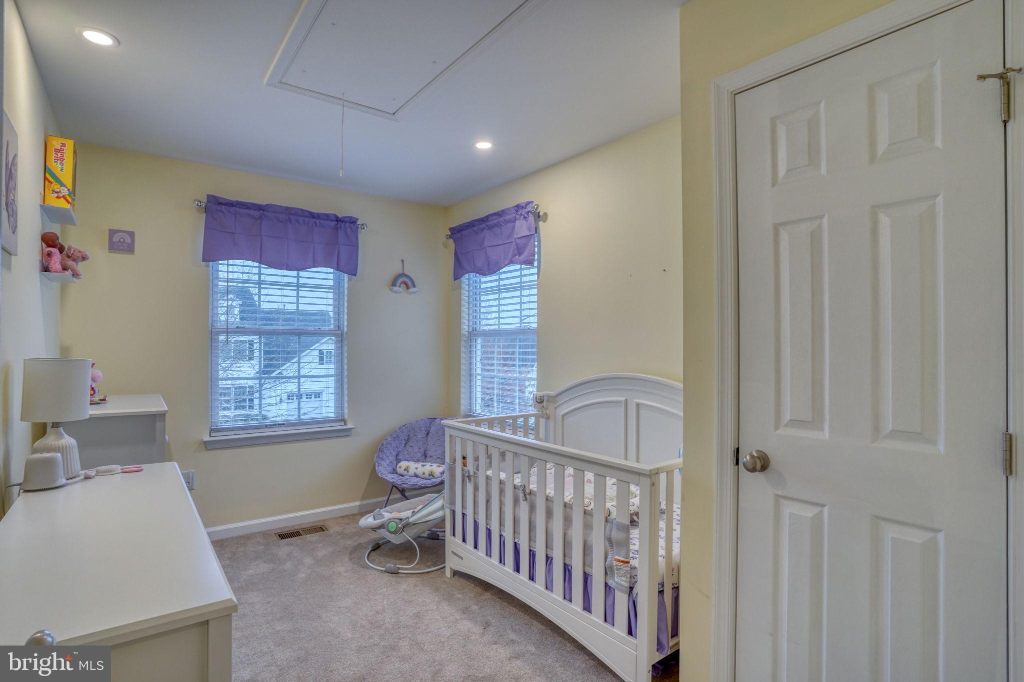 HUNTERS MILL - Residential