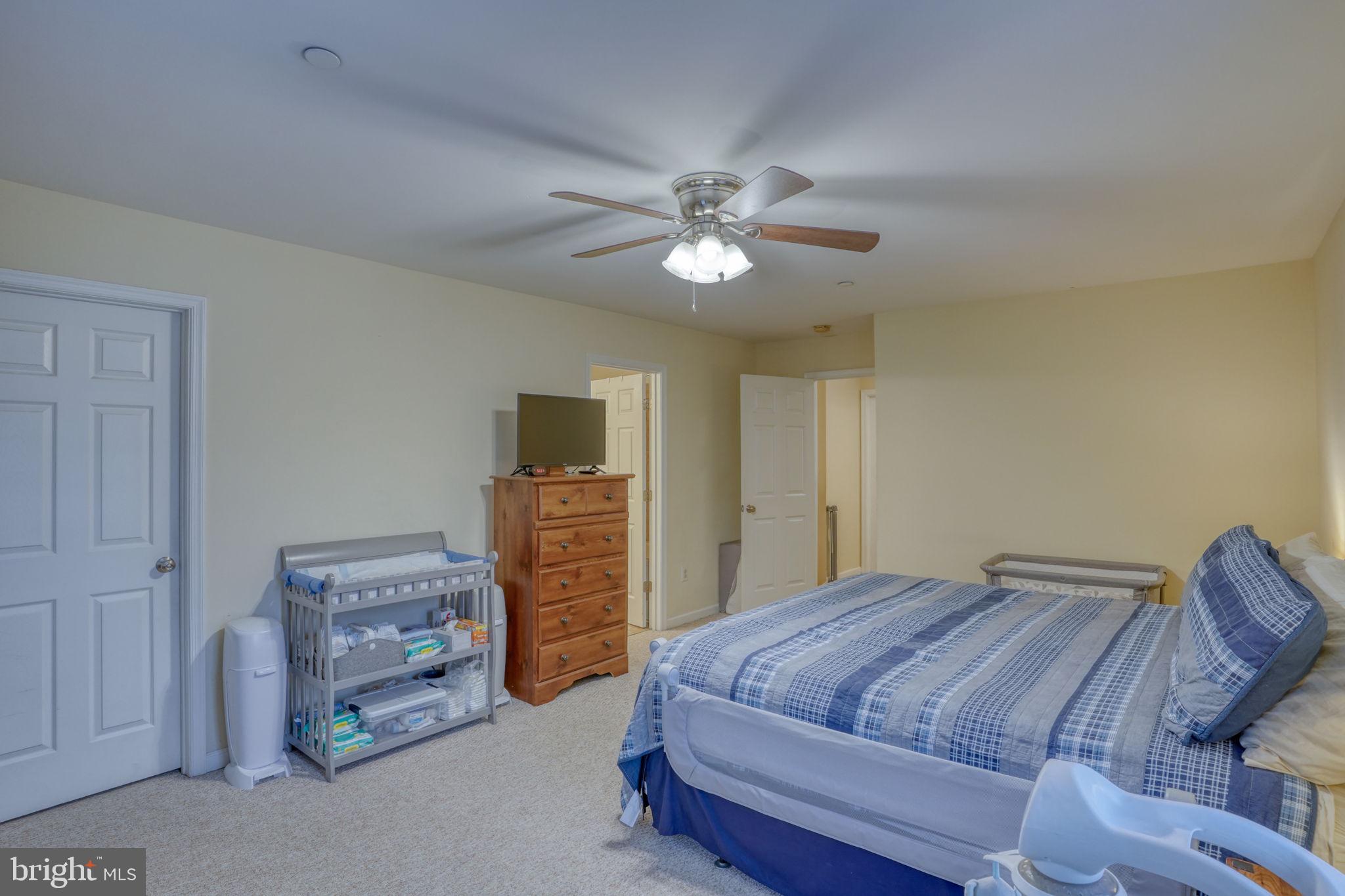 HUNTERS MILL - Residential