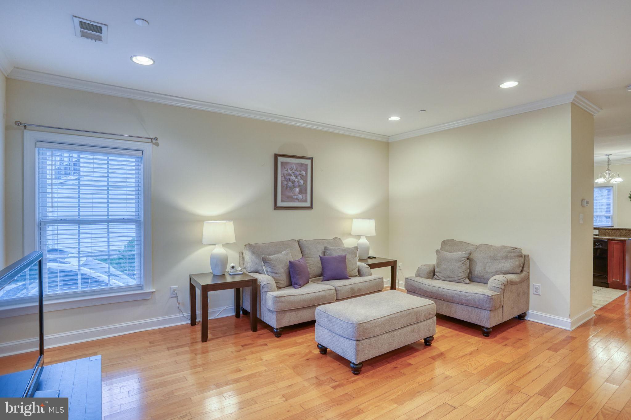 HUNTERS MILL - Residential