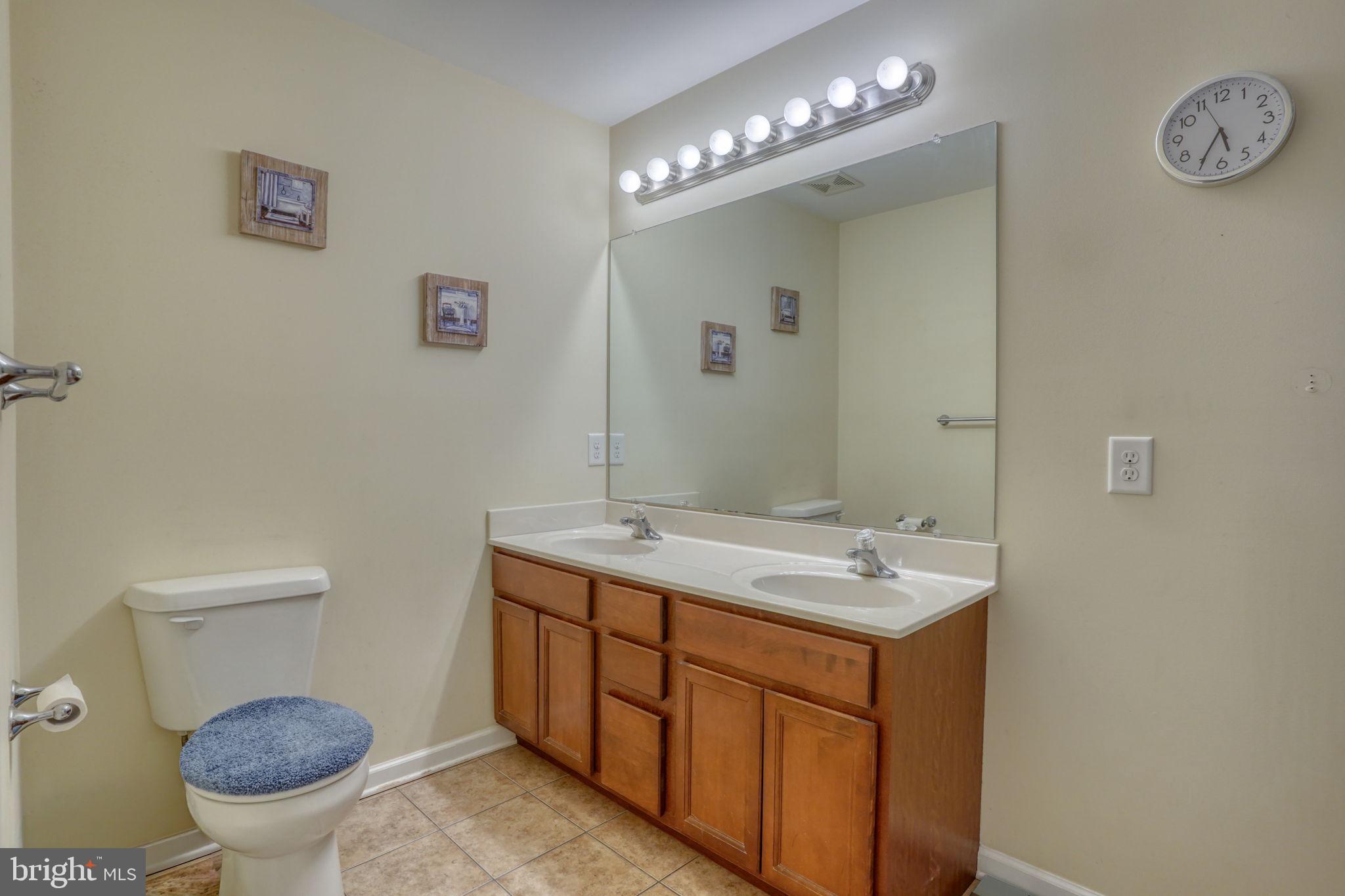 HUNTERS MILL - Residential