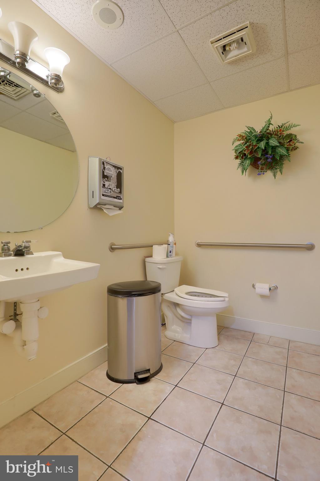 ROTHSVILLE - Commercial Sale